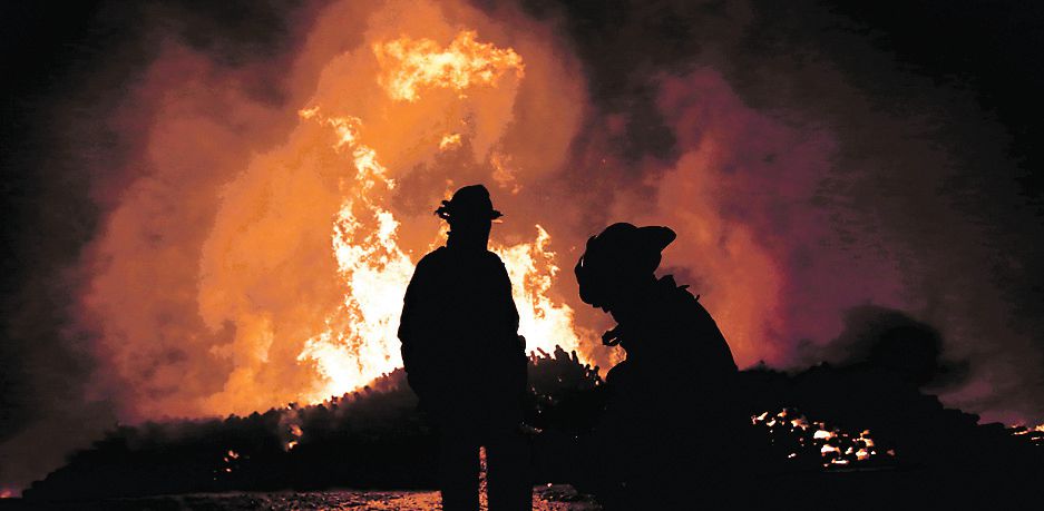 Incendio Forestal en el sector de San Ramon comuna de Constitucion.