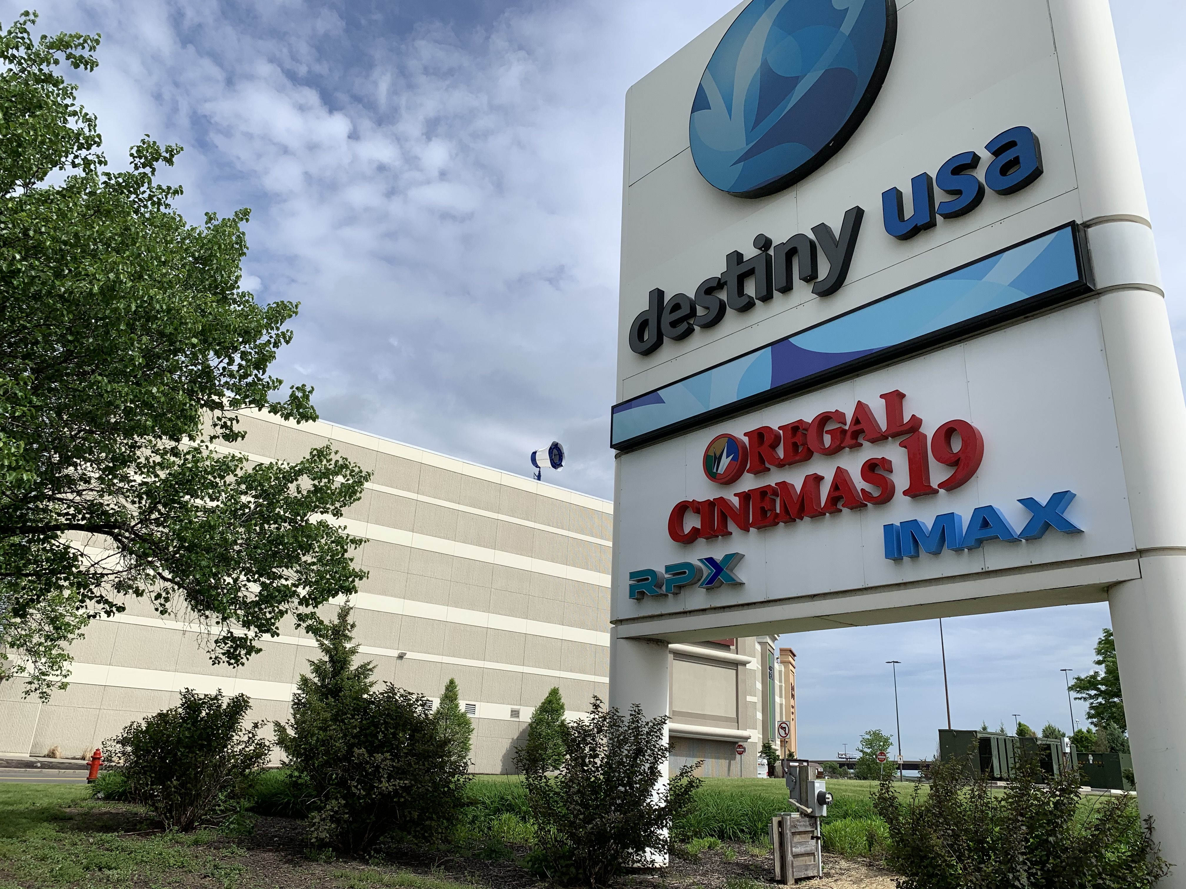 Newzjunky - New TJ Maxx Opens at Destiny USA in Syracuse