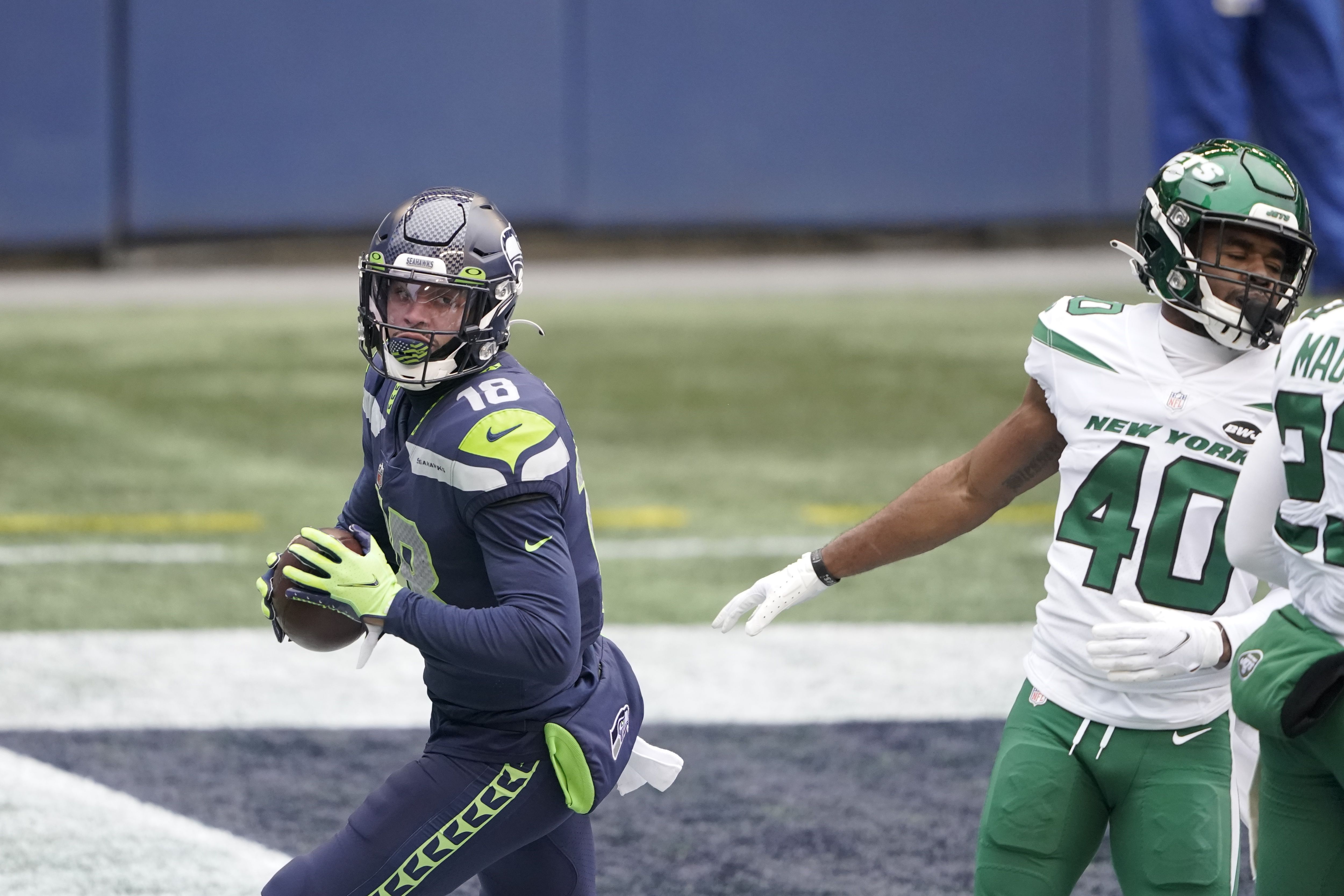 Russell Wilson's 4 TD passes leads the Seattle Seahawks to a dominant win  over the New York Jets: Live updates recap, score, stats and more 