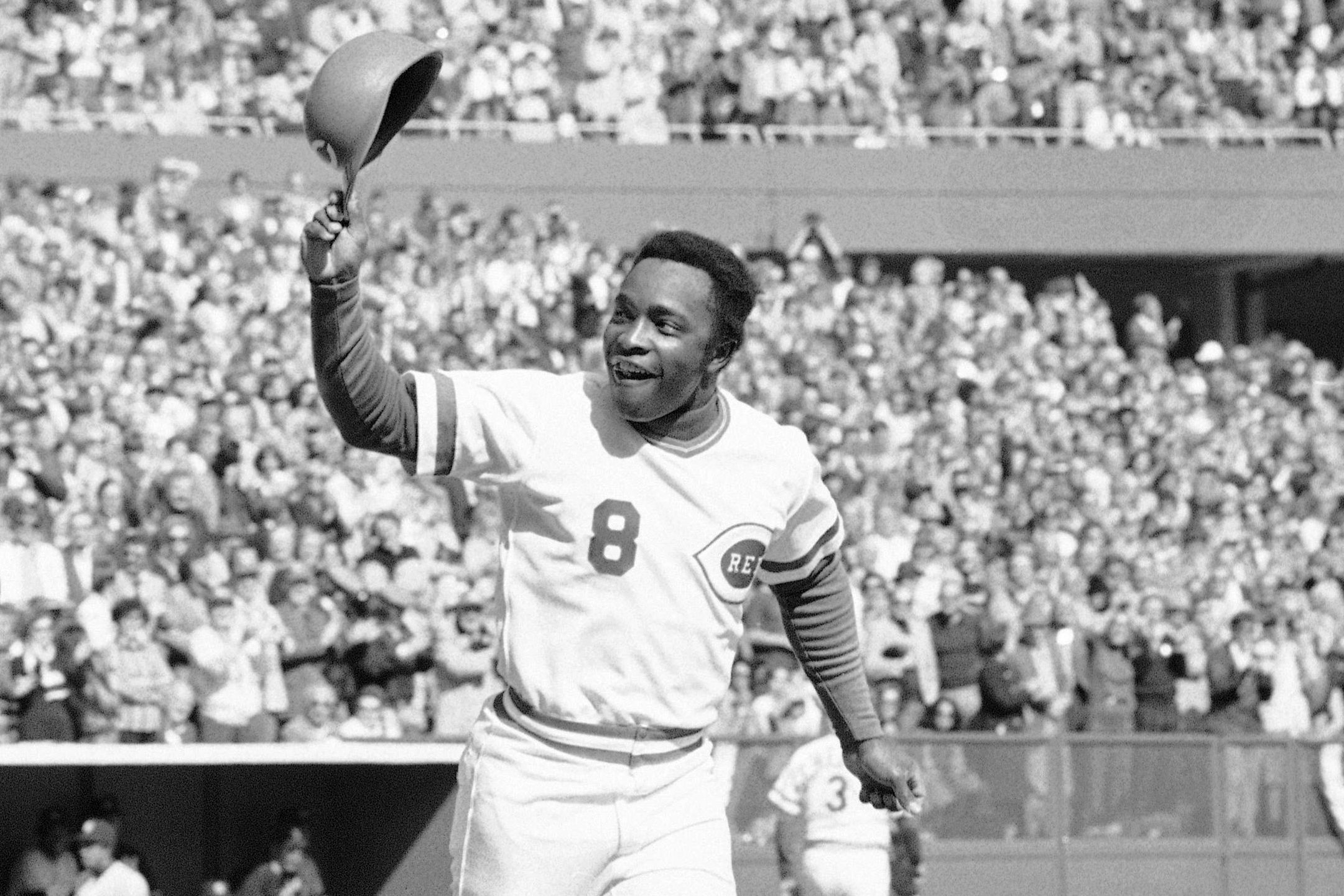 Lou Brock, Baseball Hall of Famer Known for Stealing Bases, Dies