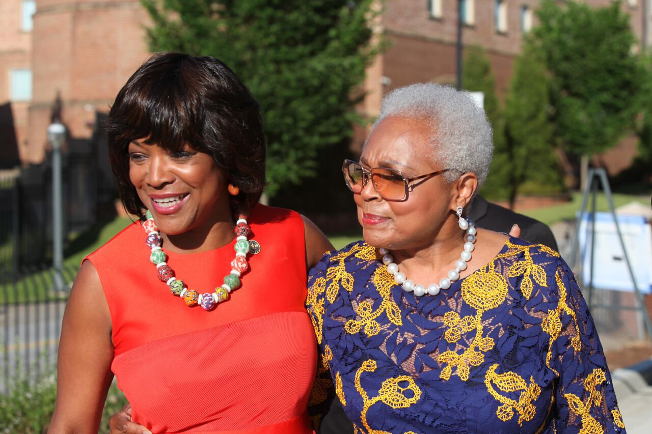 Morehouse School of Medicine Breaks Ground on Hank Aaron's Tribute to Wife  Billye Suber Aaron