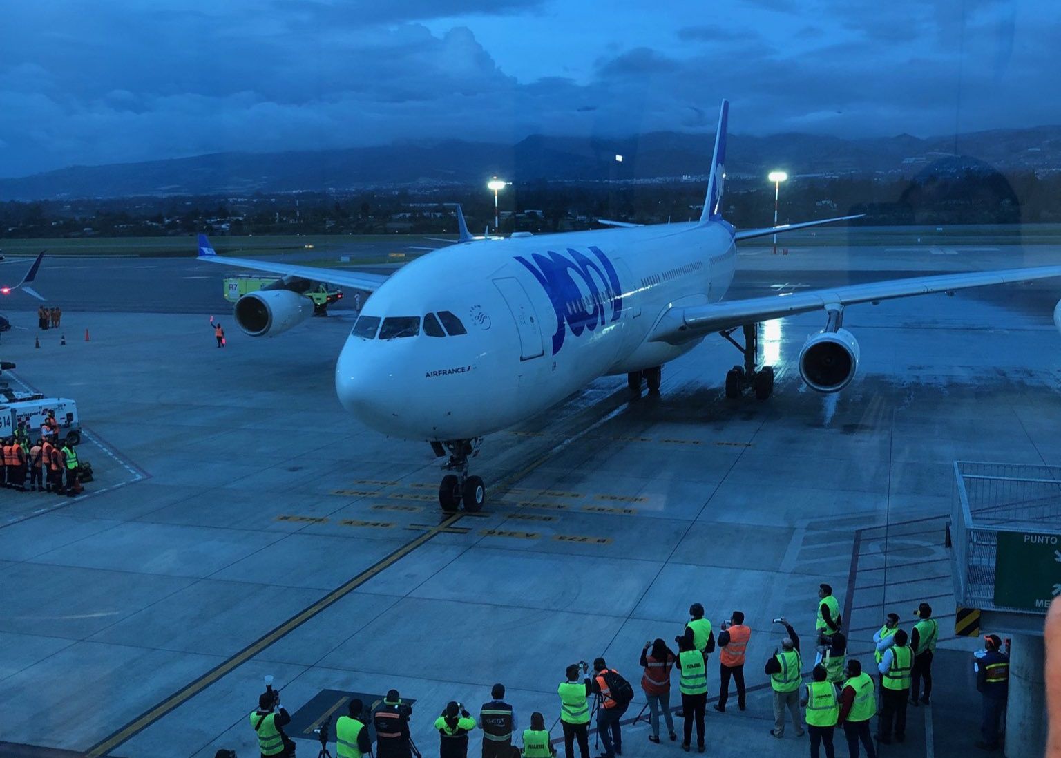 El primer vuelo de Air France llegó a Quito
