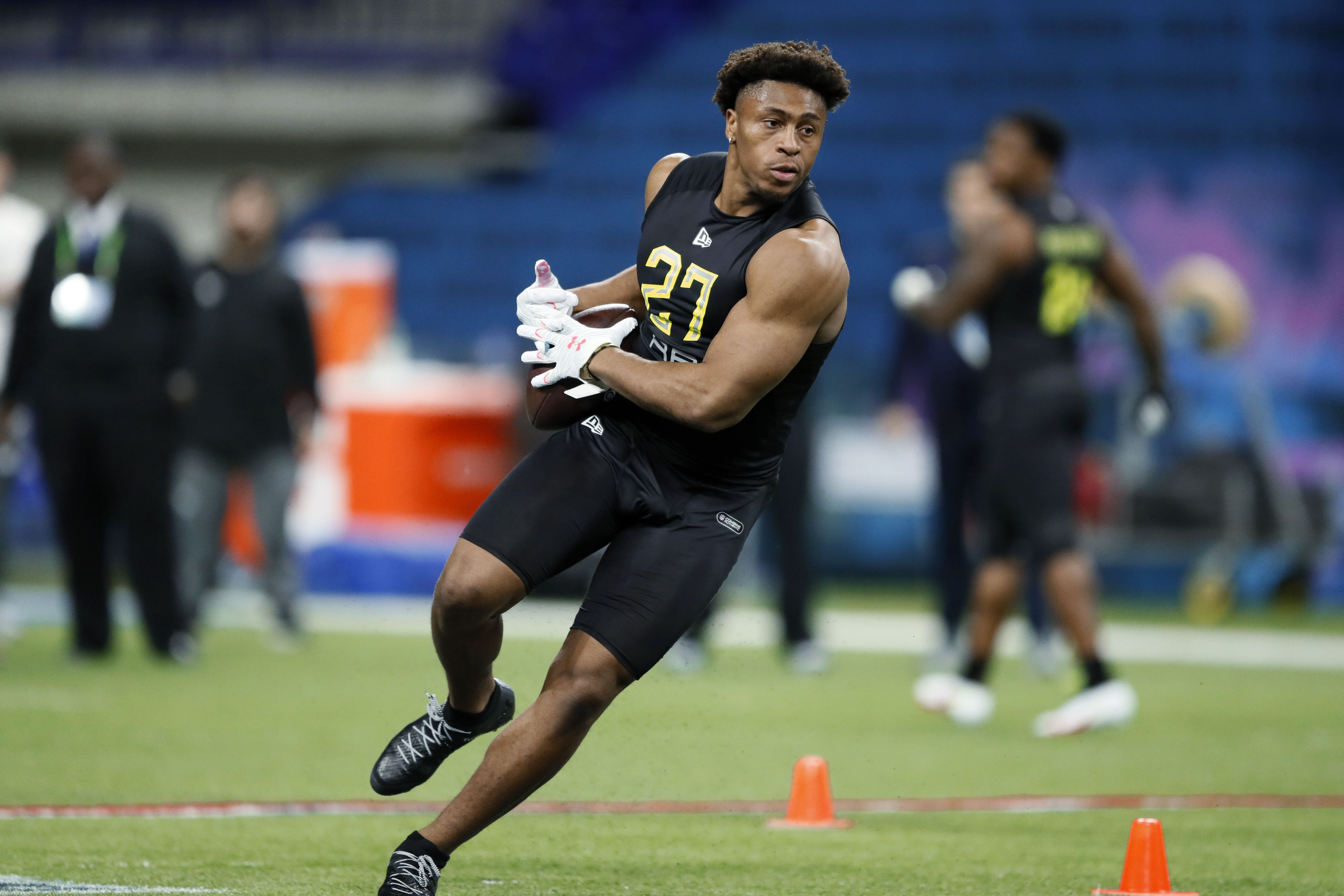 Mekhi Becton Runs 5.1 40-Yard Dash At NFL Combine, One year ago today,  Mekhi proved that big men have speed too., By New York Jets