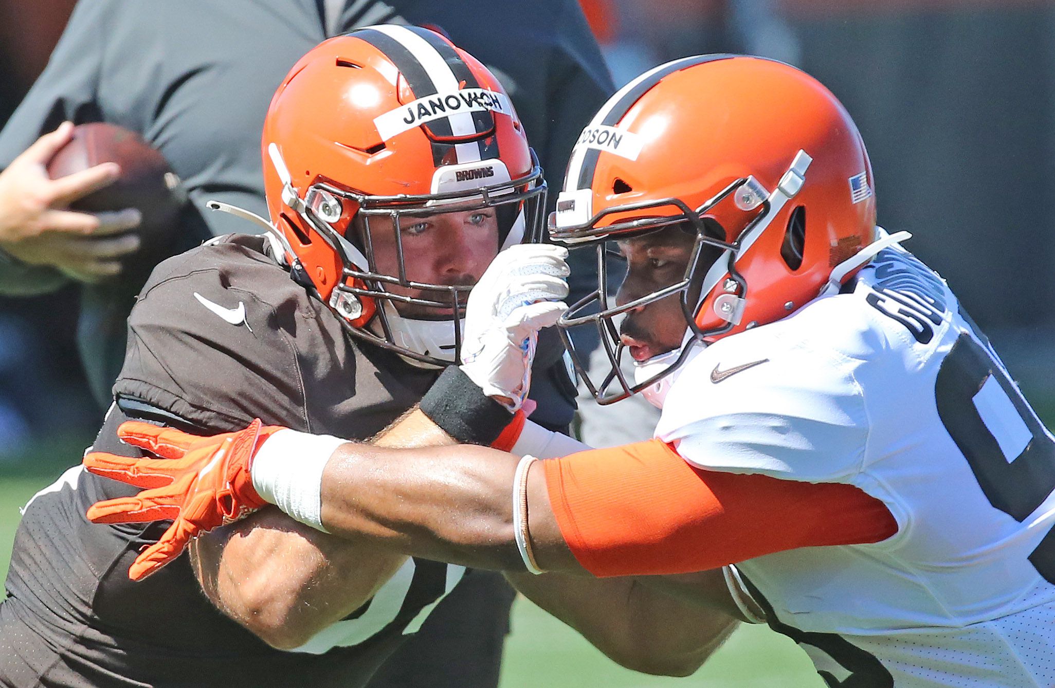 Browns Place Janovich on COVID List After Sunday's Game