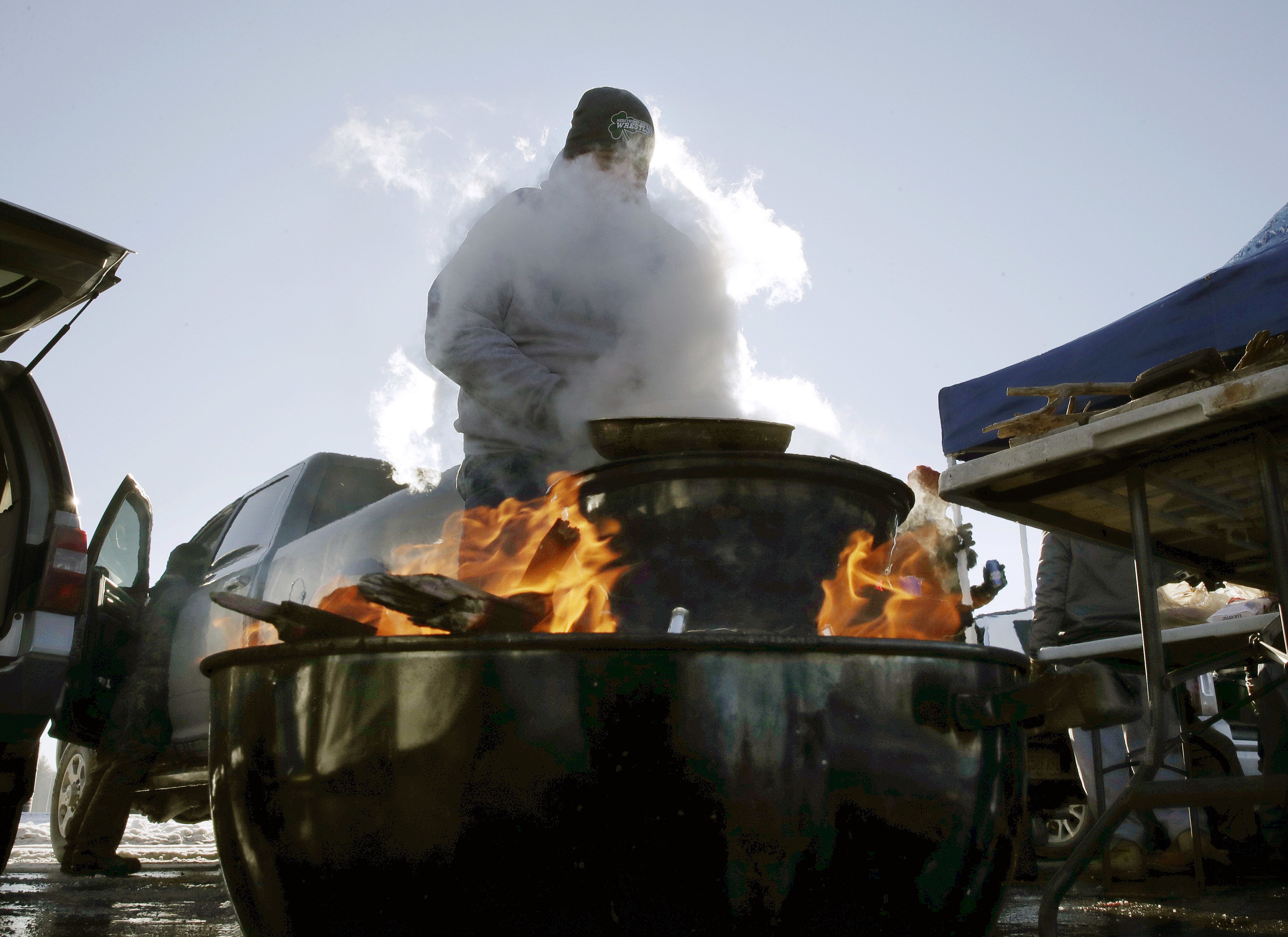 Gillette Stadium goes smoke free