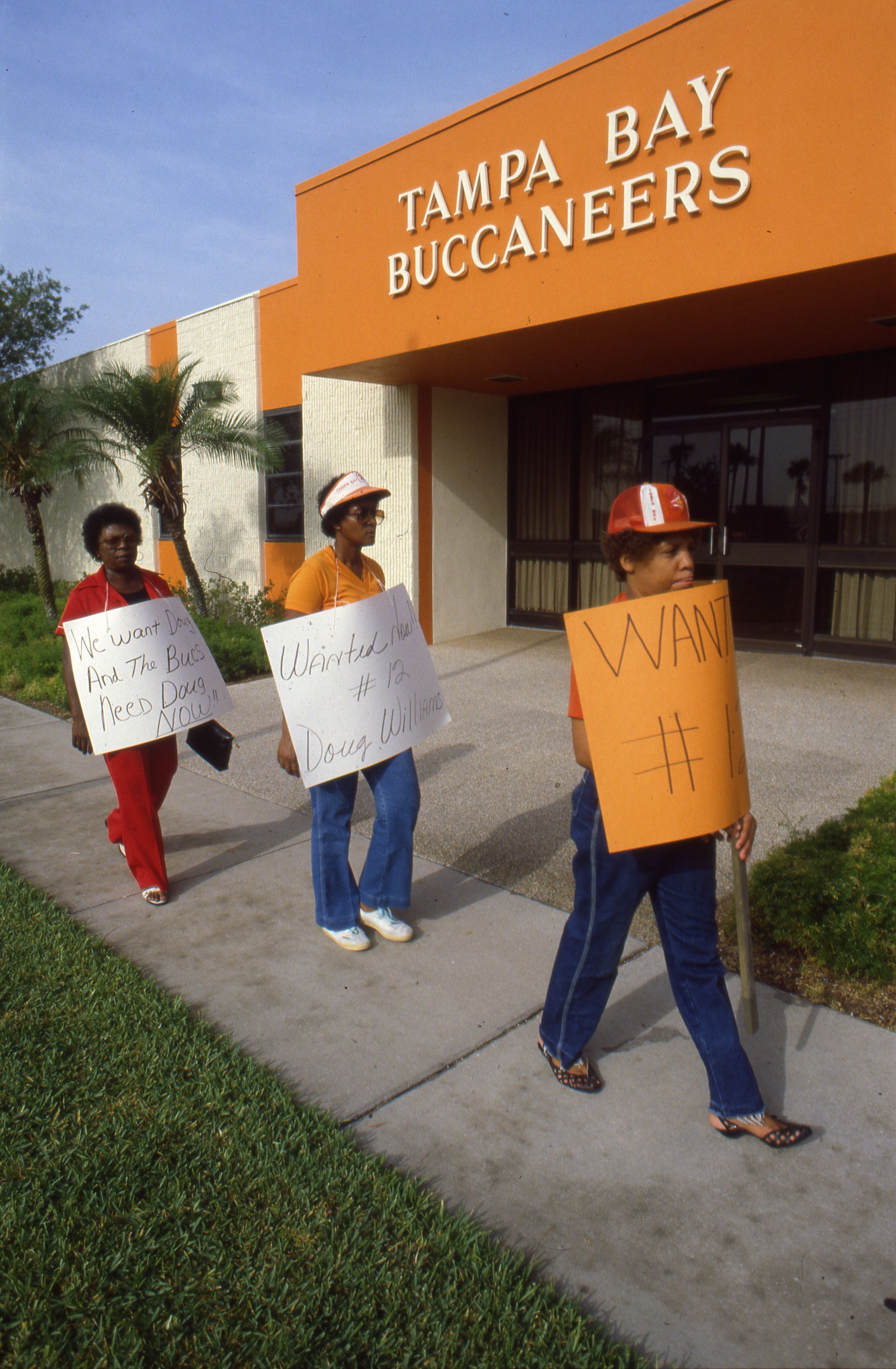 Douglas Lee Williams #12 - Tampa Bay Buccaneers Fanatical Fan Player  Spotlight