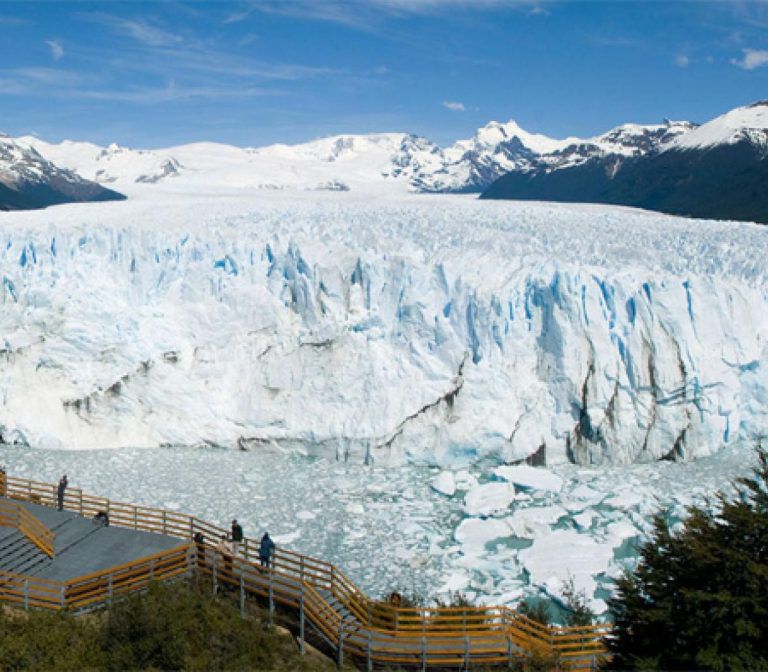 El Chalten Pueblo Chico Invierno Grande Fue Elegida Mejor Pelicula Extranjera En Hollywood Via Calafate