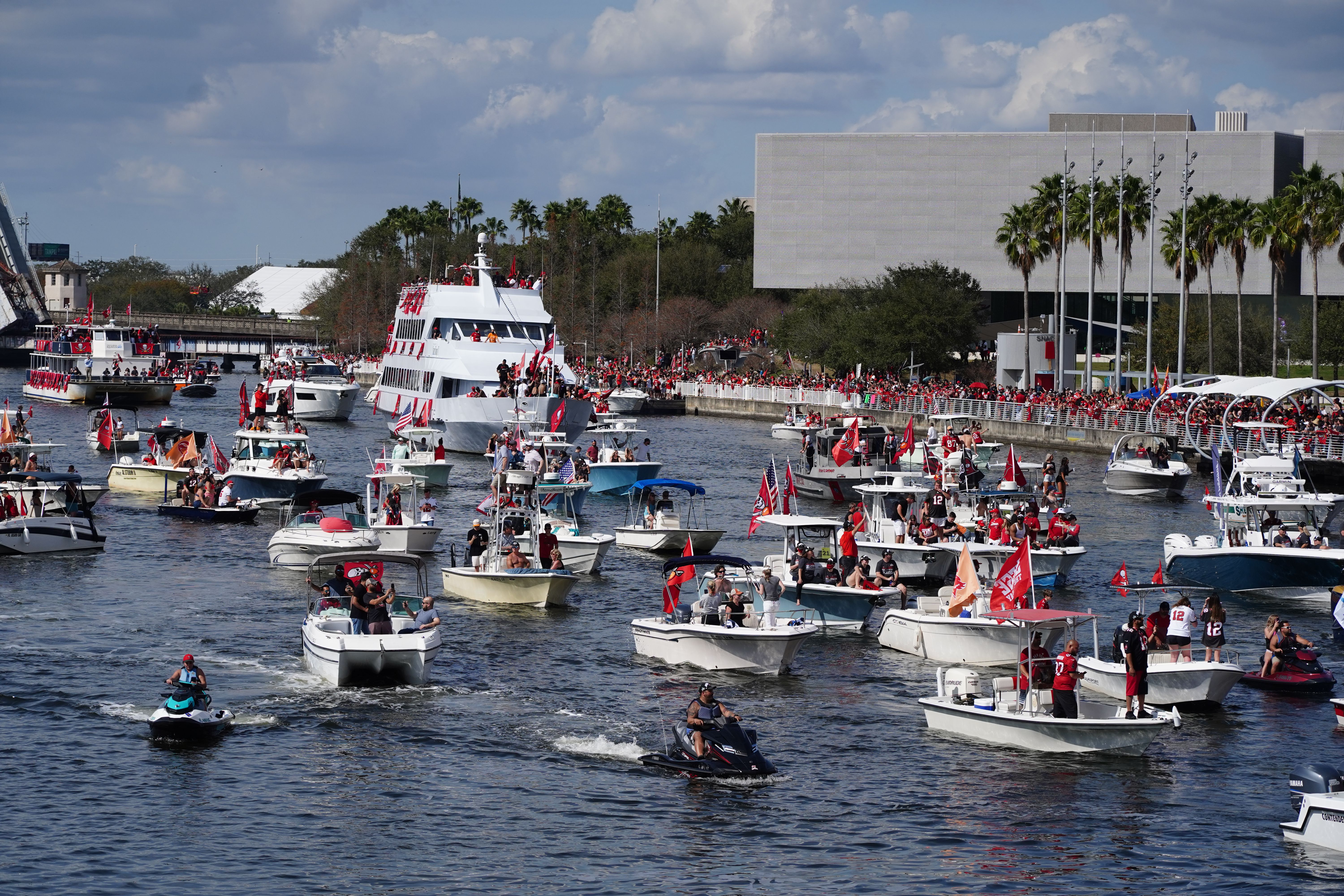 Boat parade for Super Bowl champion Buccaneers