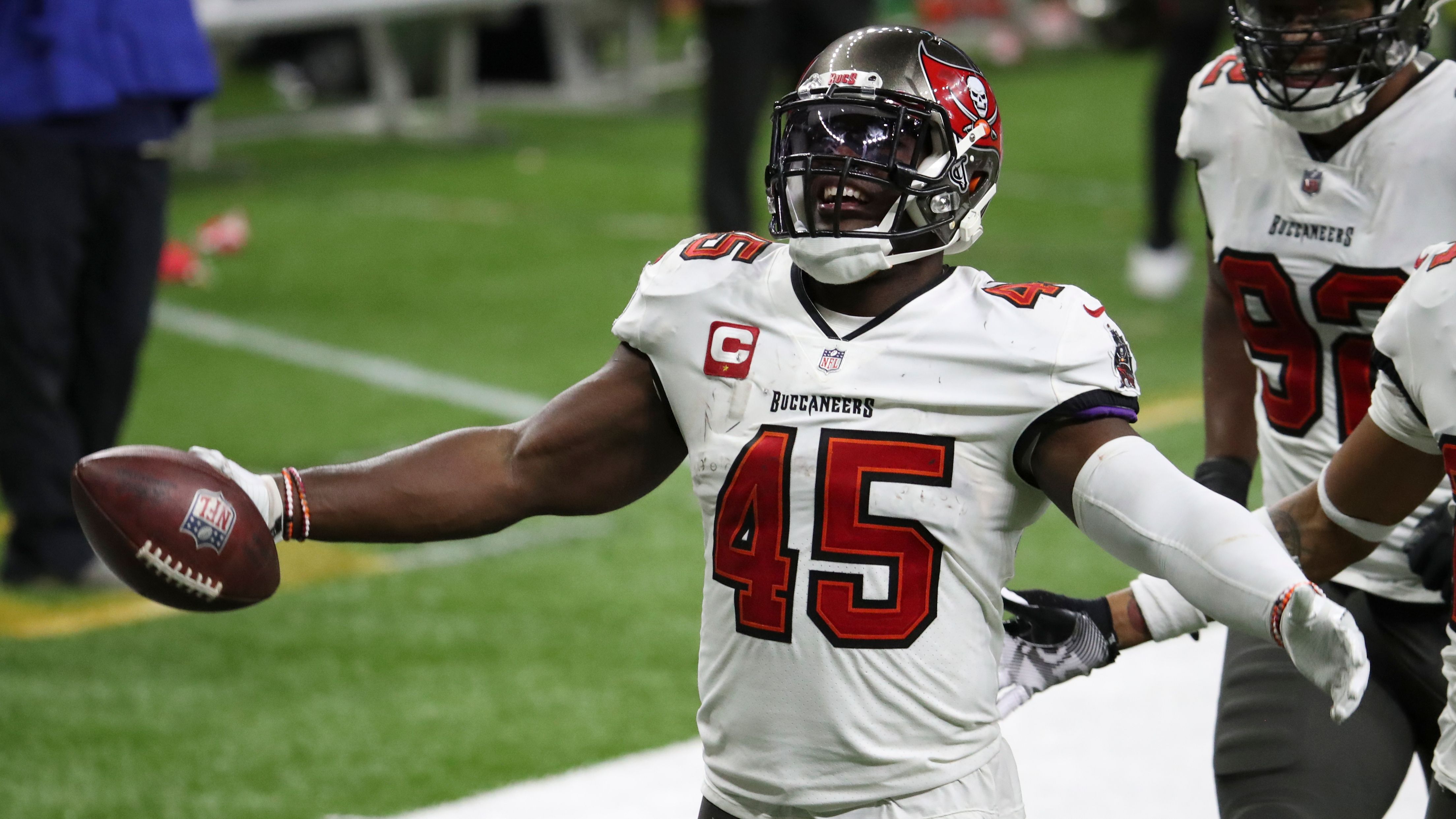 Tampa Bay Buccaneers beat New Orleans Saints 30-20; off to NFC championship  game in Green Bay