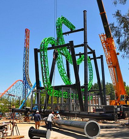 green lantern stand up roller coaster