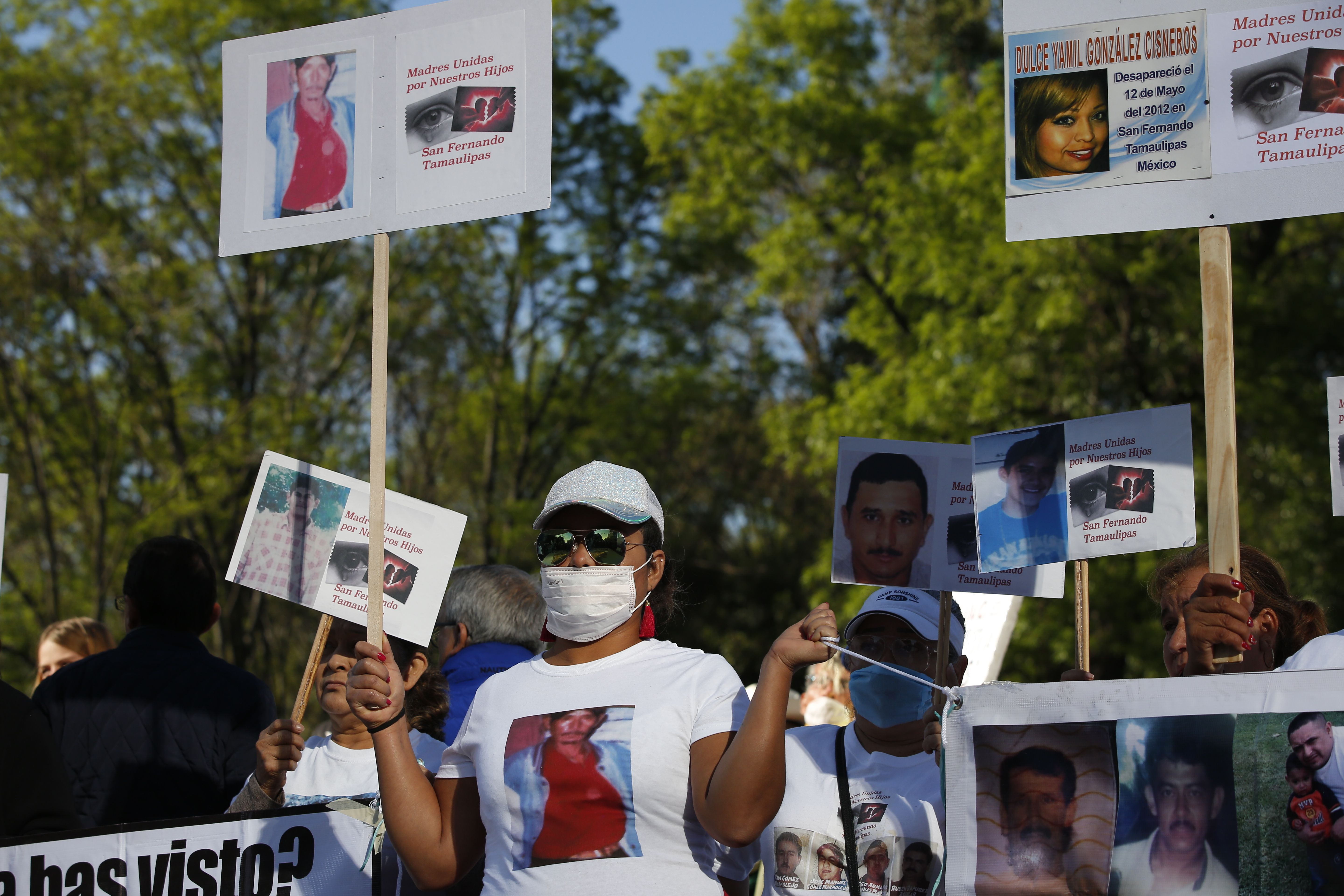 Mexican march for peace swarmed by angry protesters