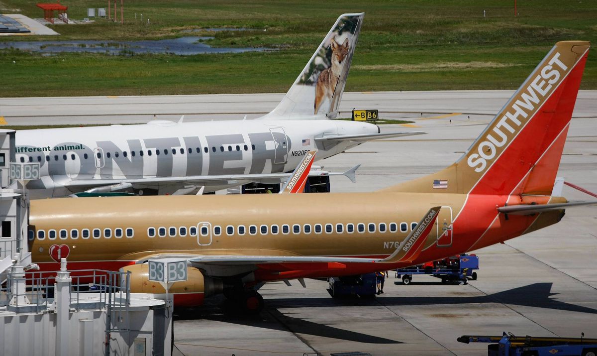 International Travel, HOU (HOBBY) AIRPORT