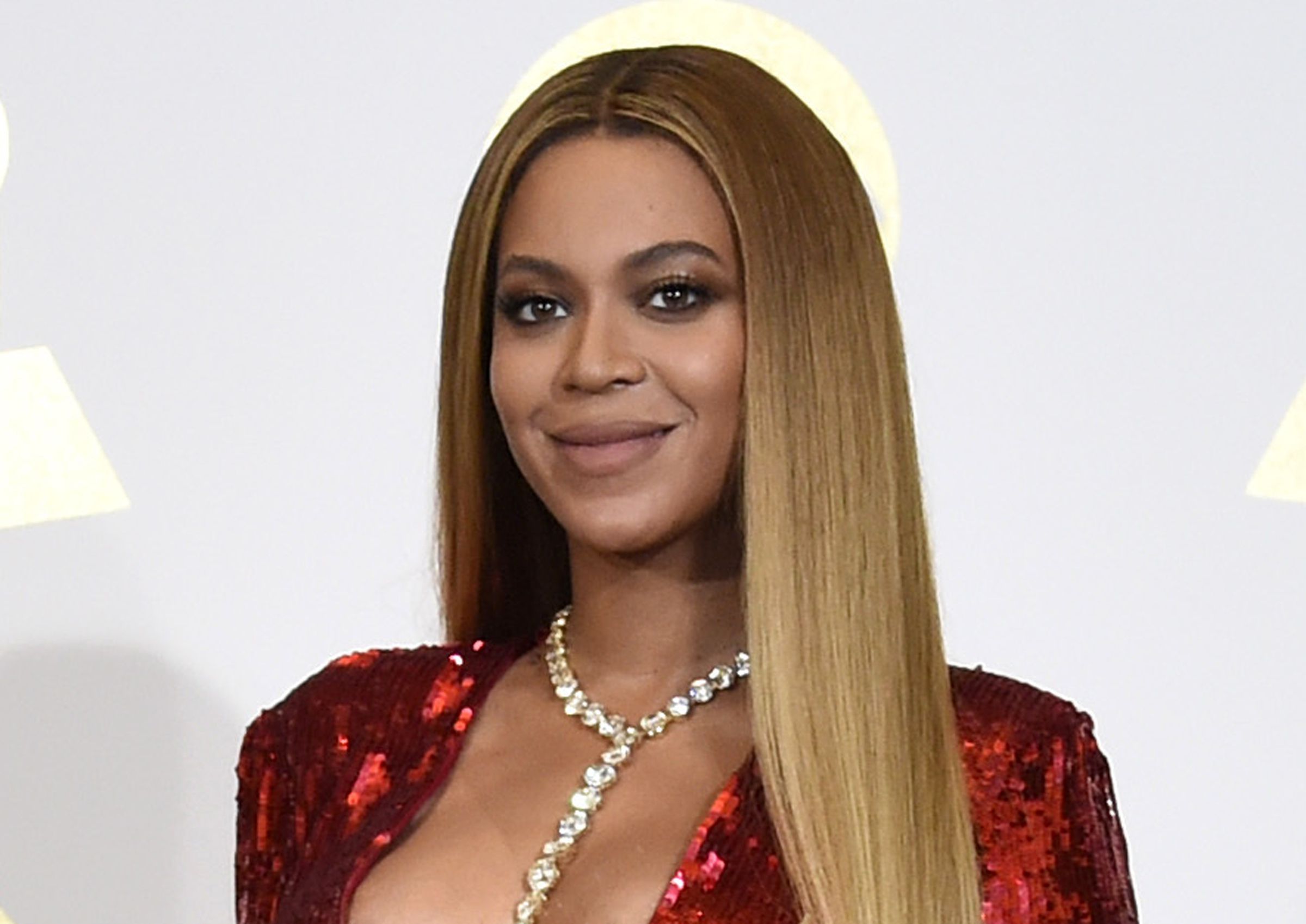 Grammys red carpet 2021: Beyonce, Harry Styles, Dua Lipa, Noah Cyrus