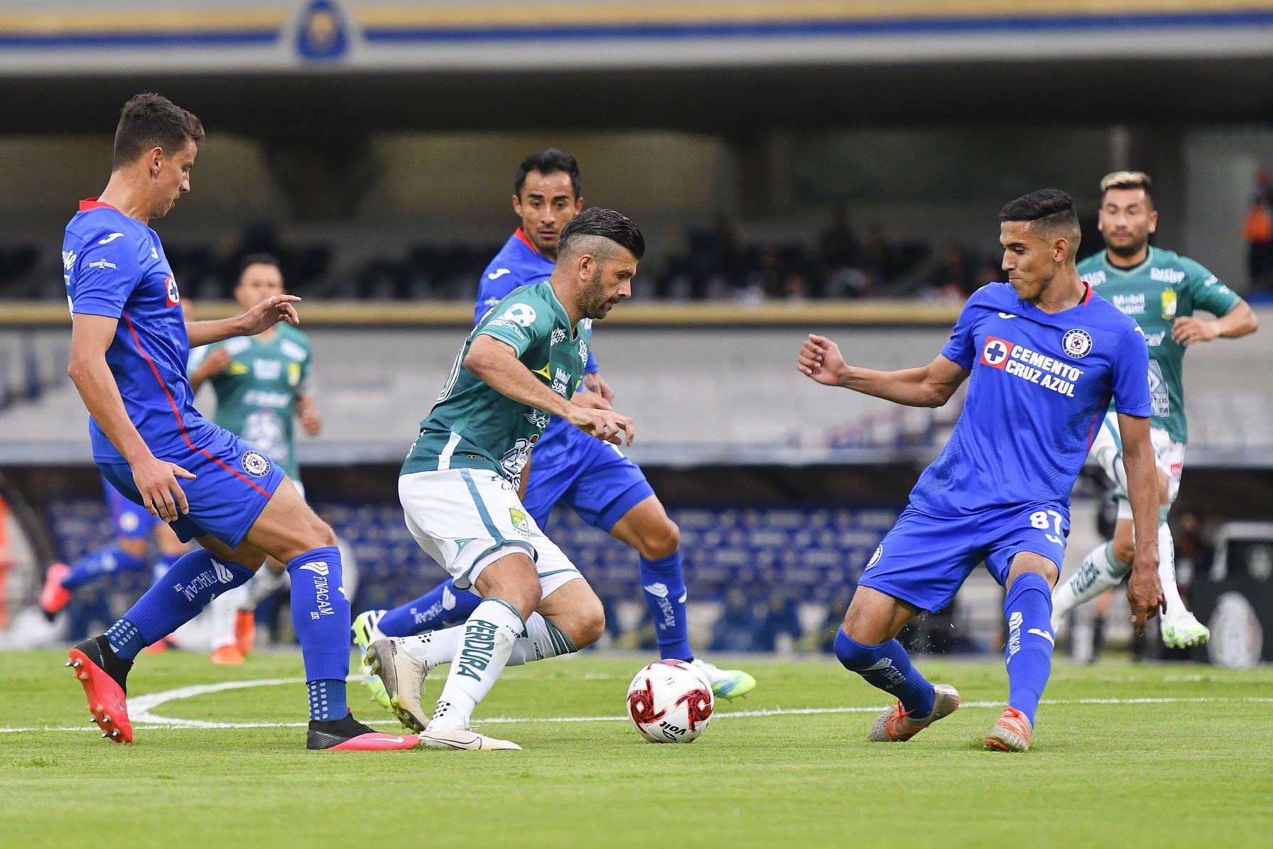 Cruz Azul, León