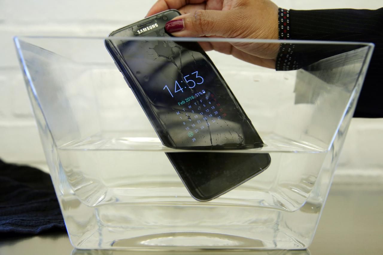 Samsung Resistente al Agua: Una Guía para Elegir un Smartphone Duradero -  Multipoint