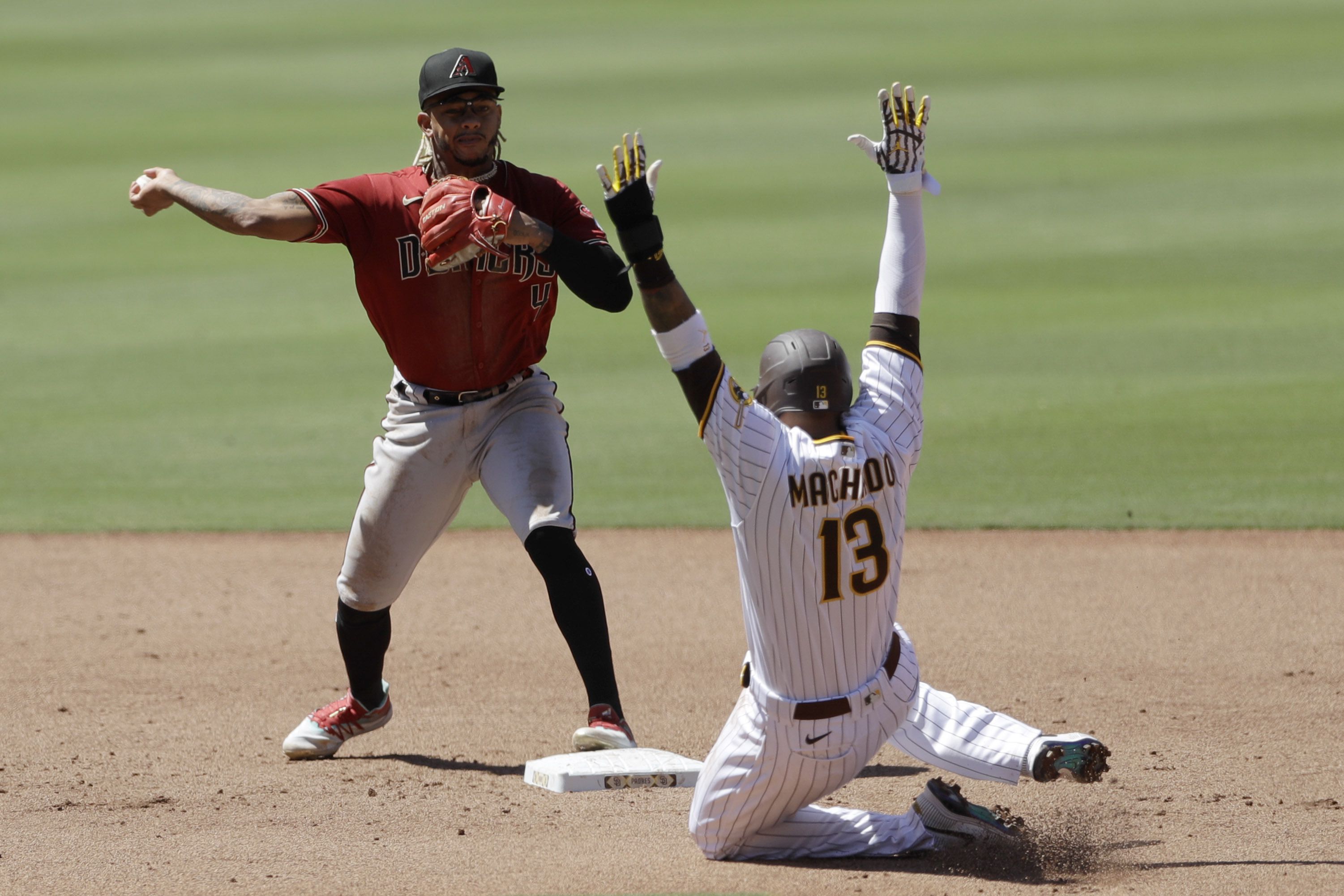 Tatis, Grisham power Padres to 6-2 win vs. Diamondbacks