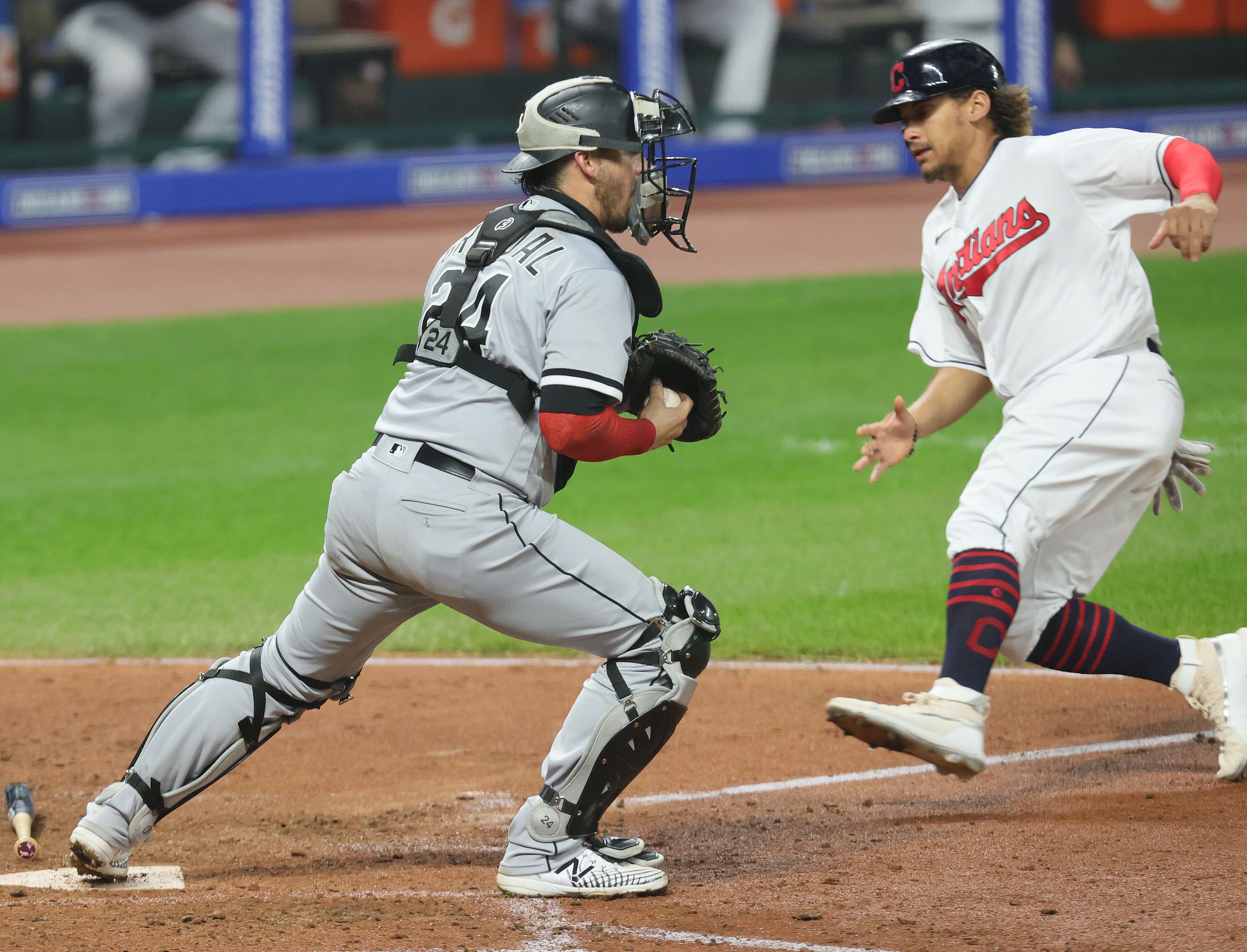 Three straight pinch-hits a first for Cleveland Indians since 10