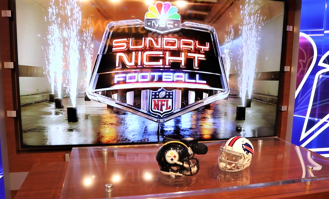 Sunday Night Football' bus makes first stops of season