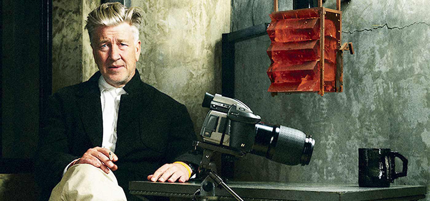 david_lynch_sitting