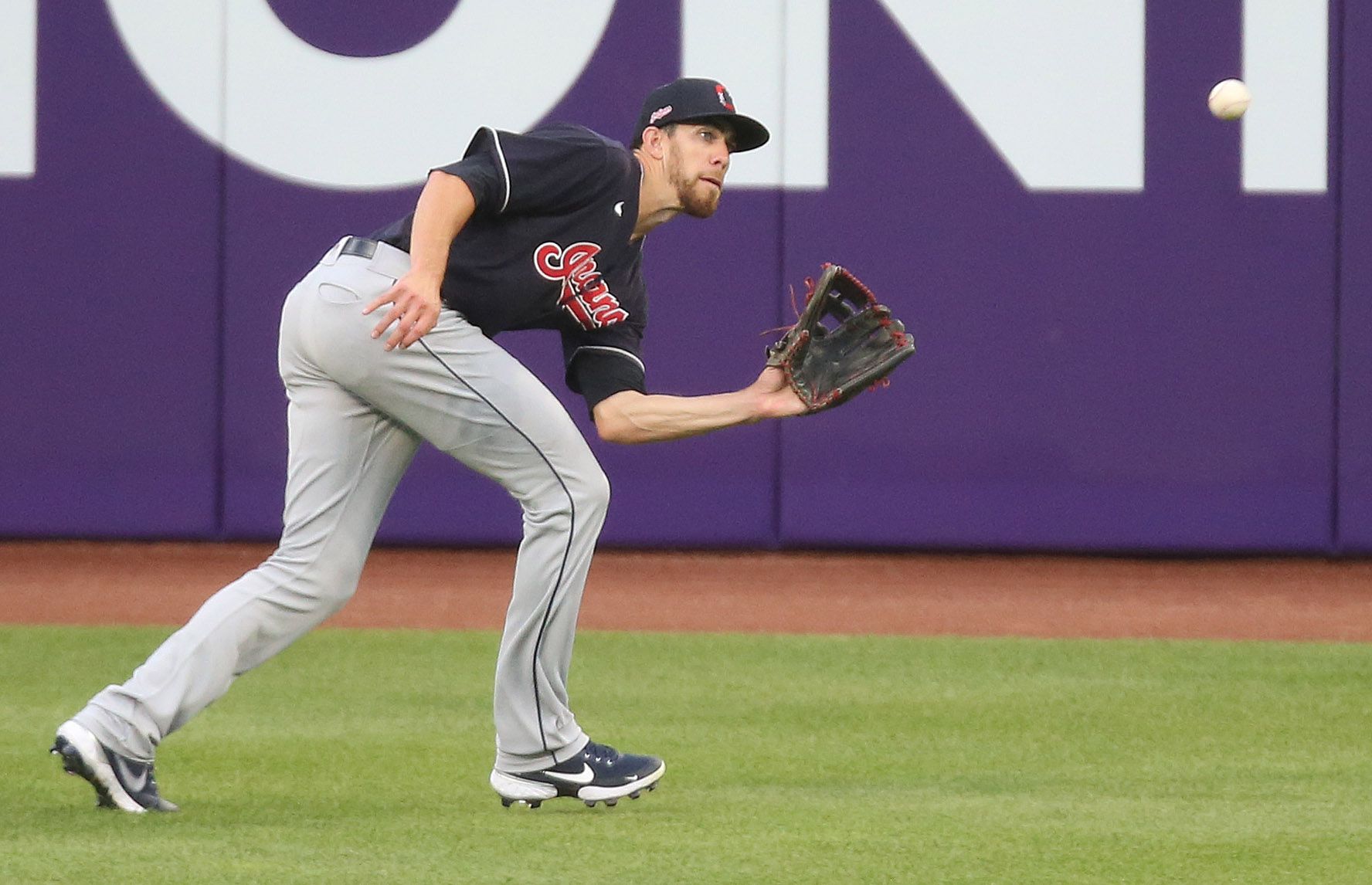 Cleveland Indians activate Delino DeShields Jr, designate Christian Arroyo  and option Greg Allen, Daniel Johnson to alternate site 