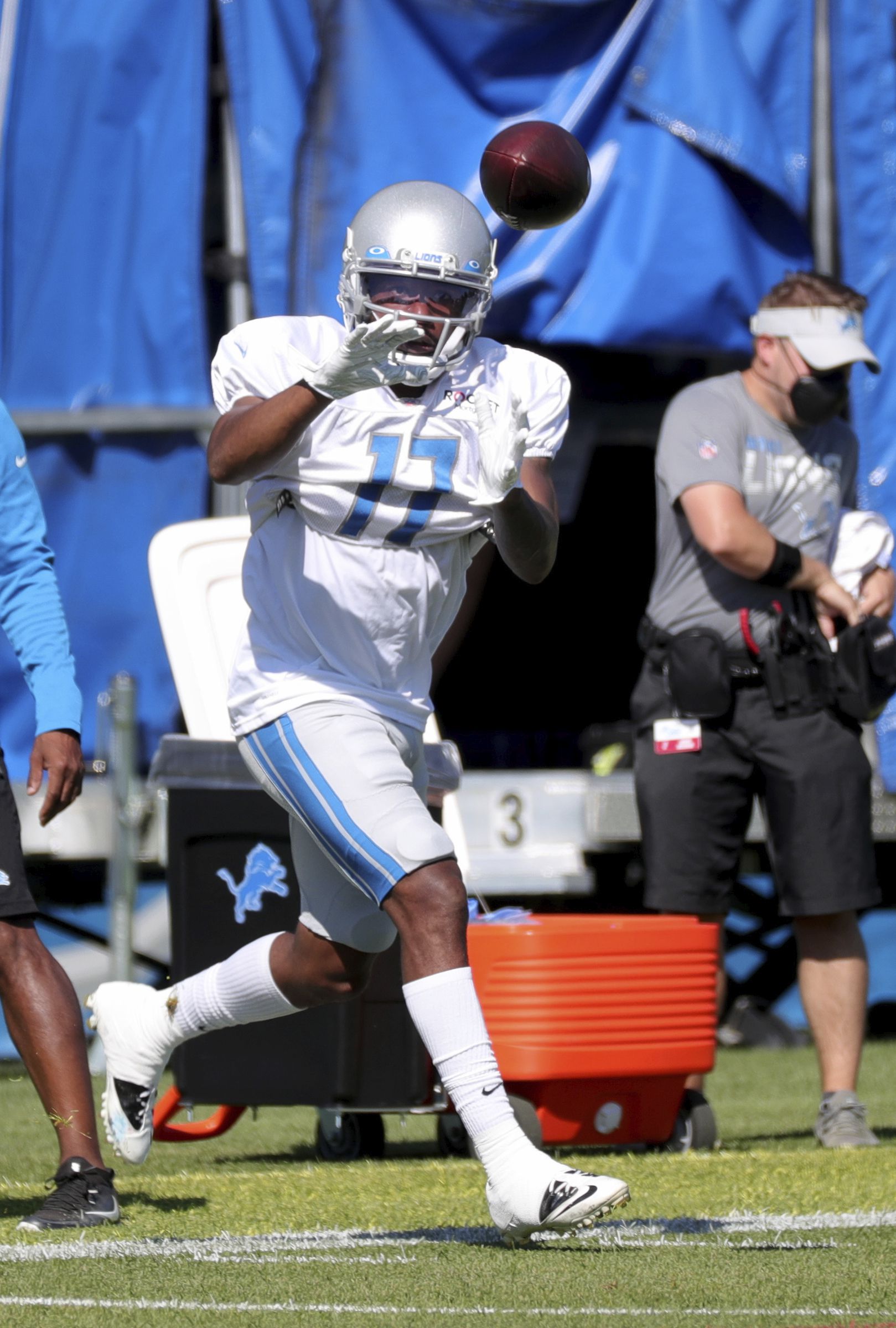 Experts grade Lions' picks of Kerryon Johnson, Tracy Walker