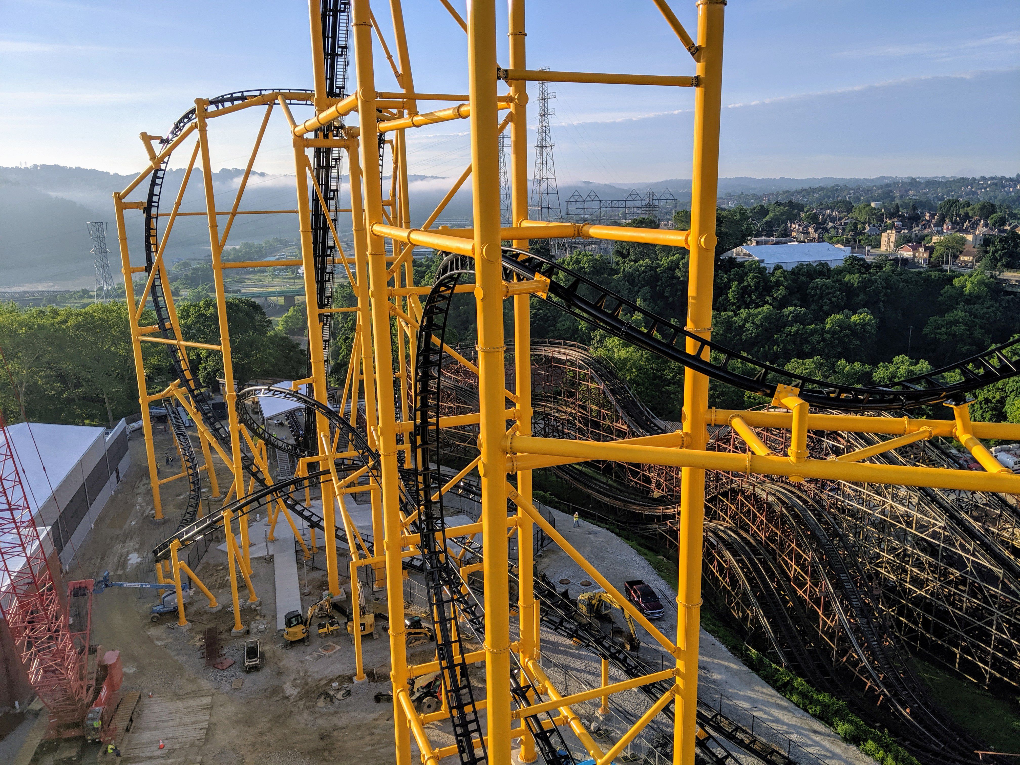 Cleveland Browns fan tackles Steel Curtain coaster at Pittsburgh's  Kennywood park 