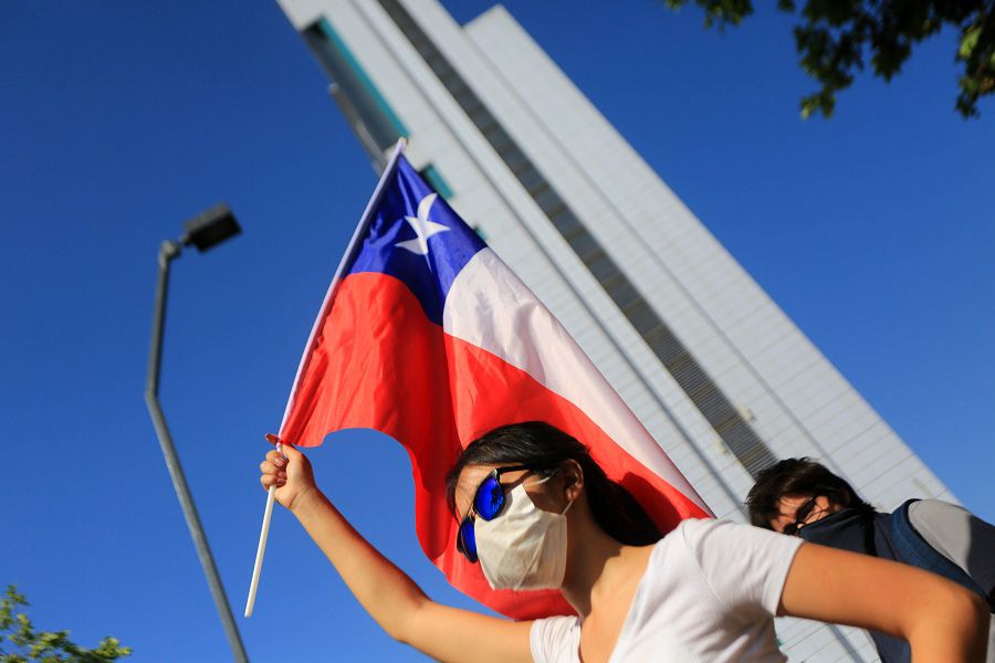 Manifestación pacífica en Plaza Italia