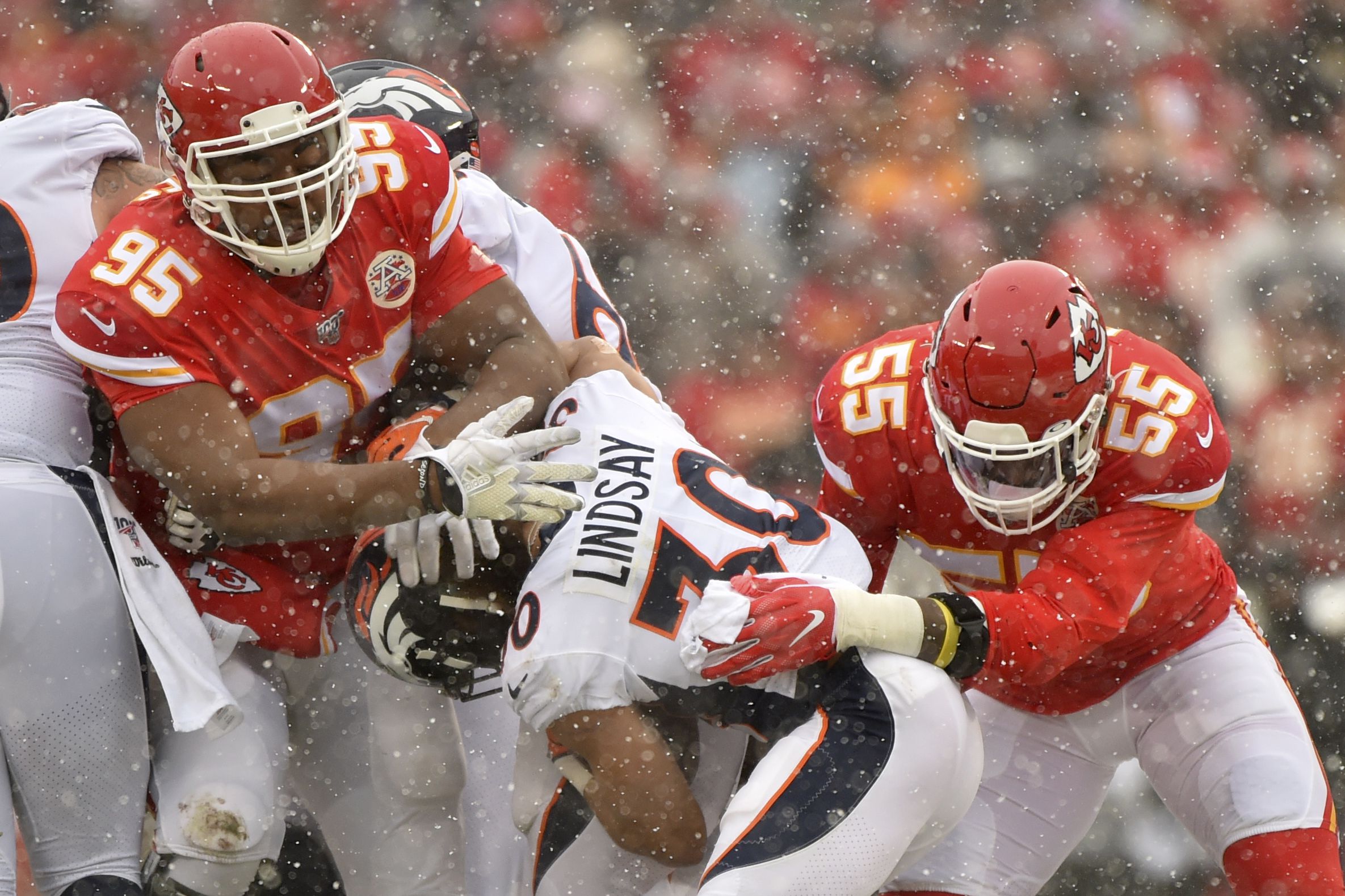 Kansas City Chiefs beat Tennessee Titans 35-24 for their first trip to  Super Bowl in 50 years