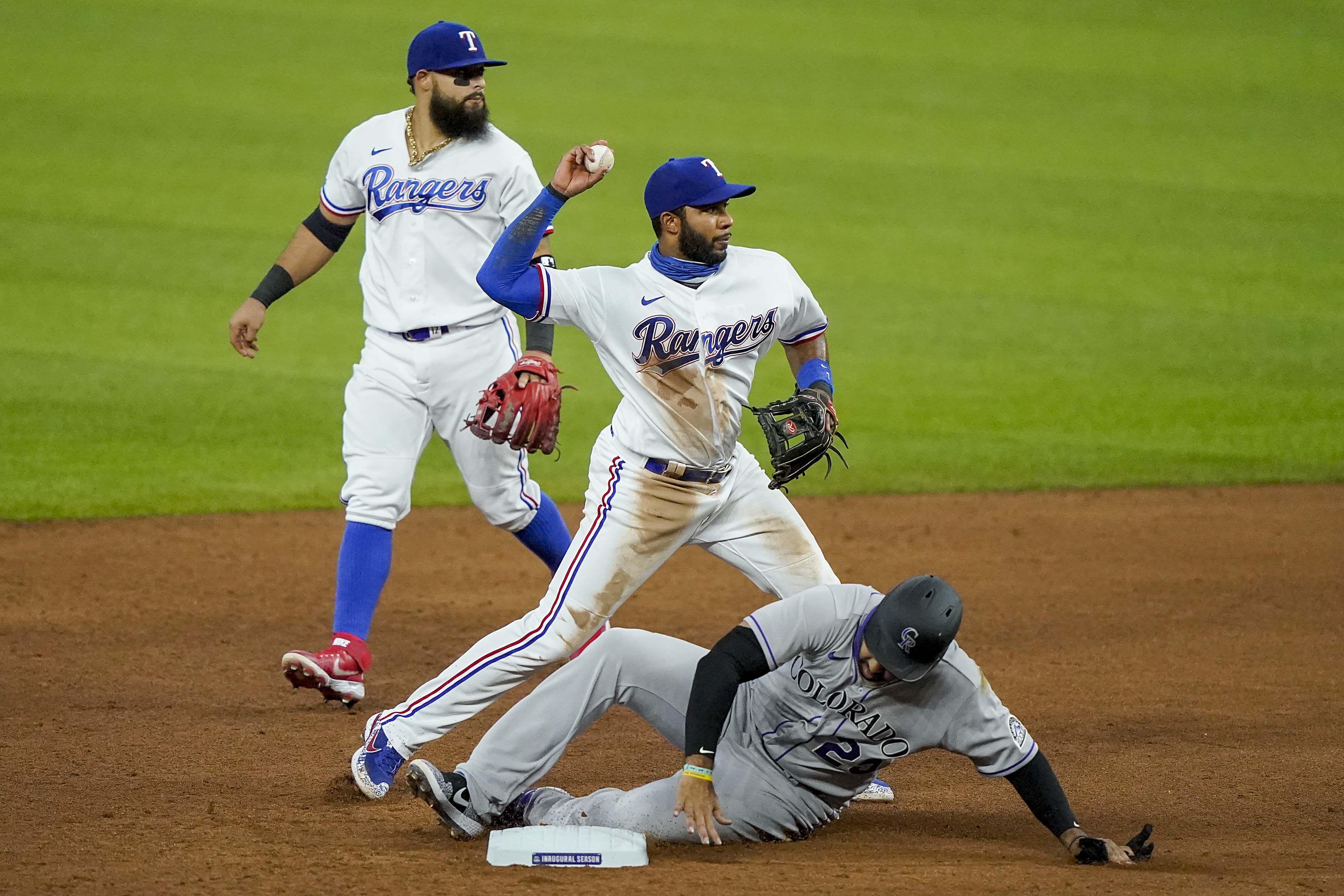 Rougned Odor discusses playing the outfield for the 1st time