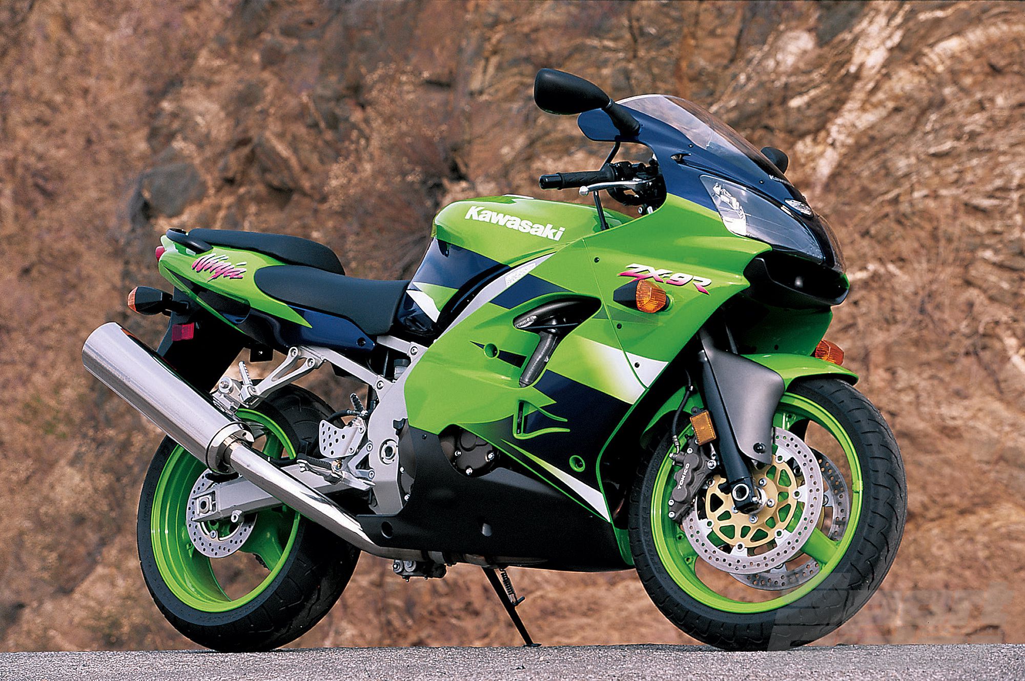 Taiko mave øretelefon forestille Full Test of the Revamped-for-2000 Kawasaki ZX-9R—From The Archives | Cycle  World