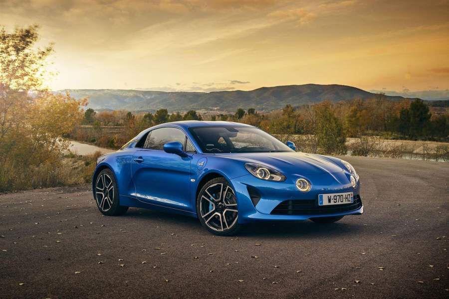 Alpine-A110-Premiere-Edition-17-1600-900x600.jpg