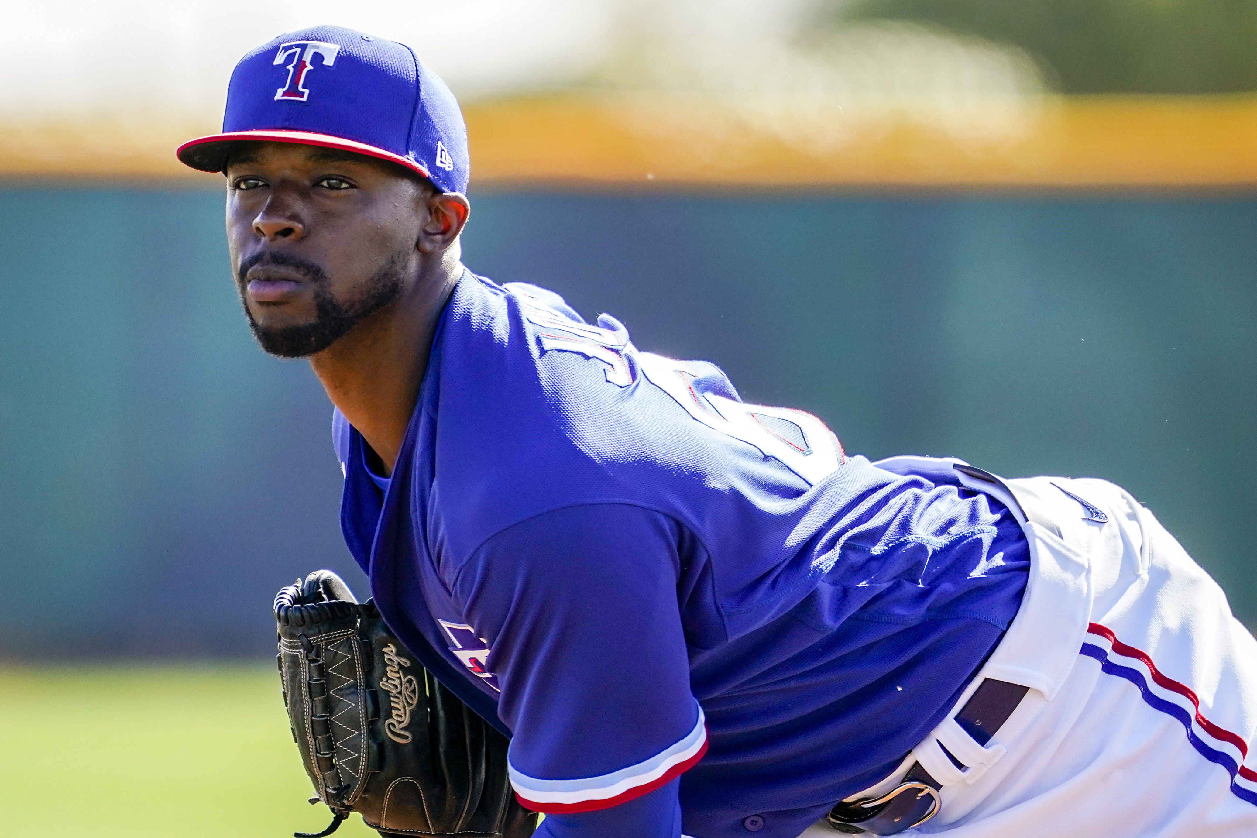 As an outfielder-turned-pitcher, Rangers' James Jones is still hopeful of  making a different kind of MLB debut