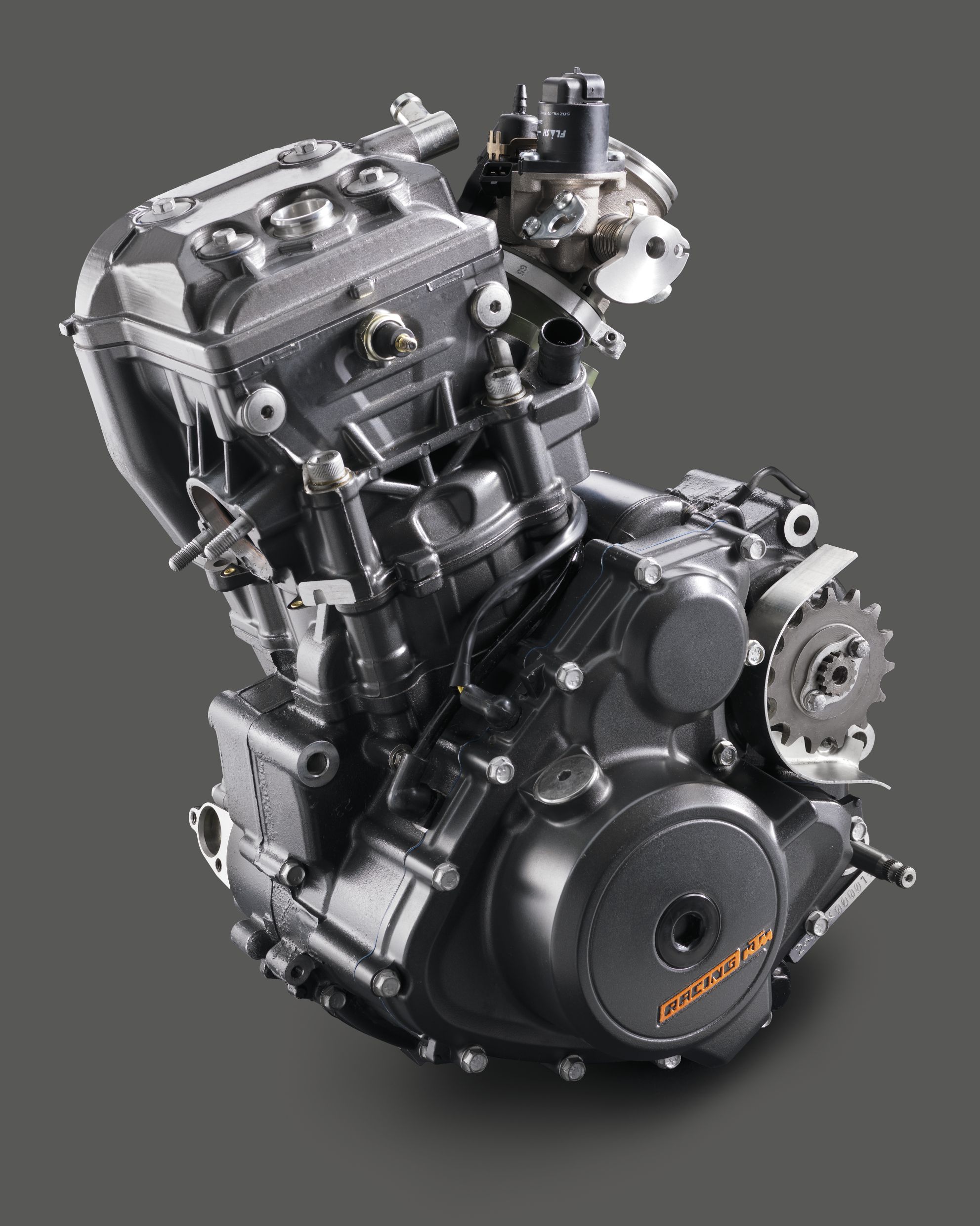 Ktm rc shop 390 engine