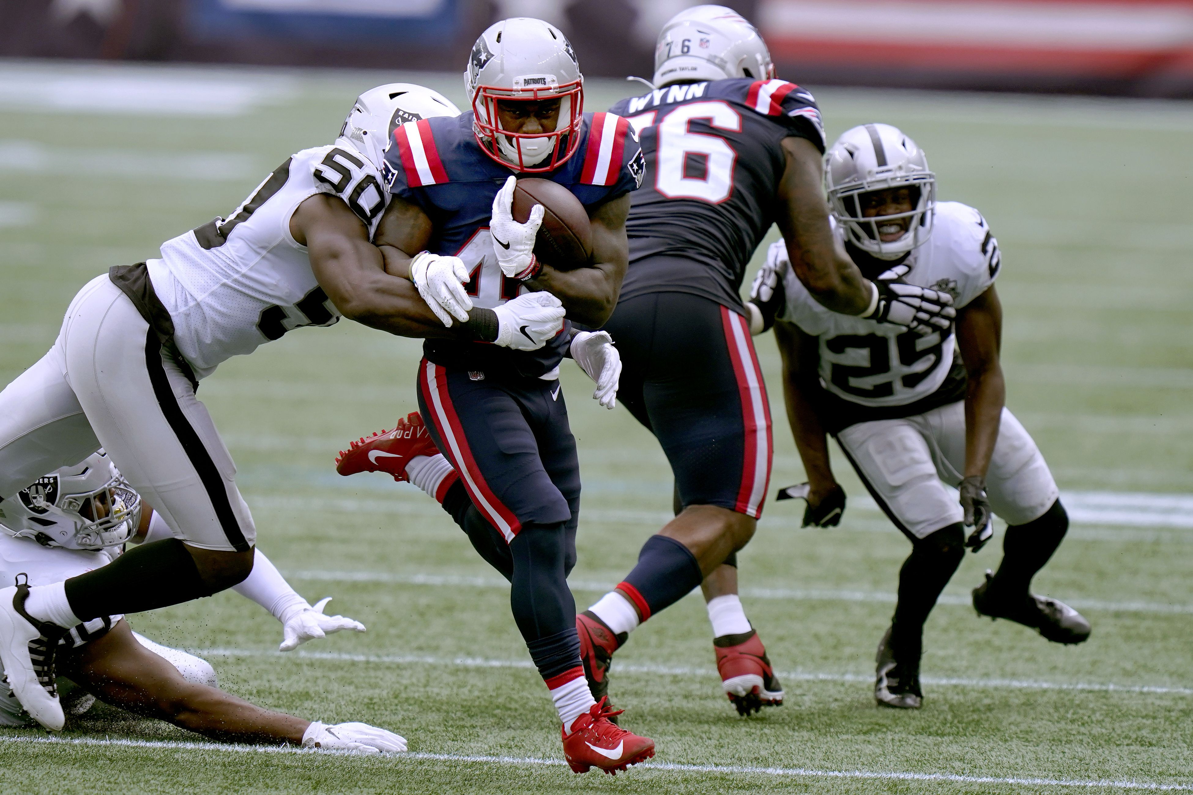 Burkhead, Belichick Lead Patriots To 36-20 Win Over Raiders