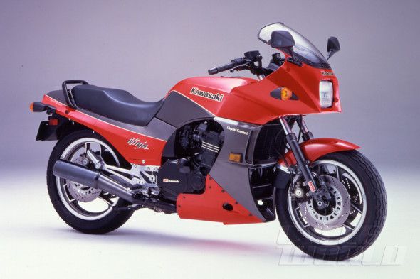 Seaside hensynsfuld Tag telefonen Kawasaki Ninja Motorcycle History: 1984 GPz900 to 1990 ZX-11 | Cycle World
