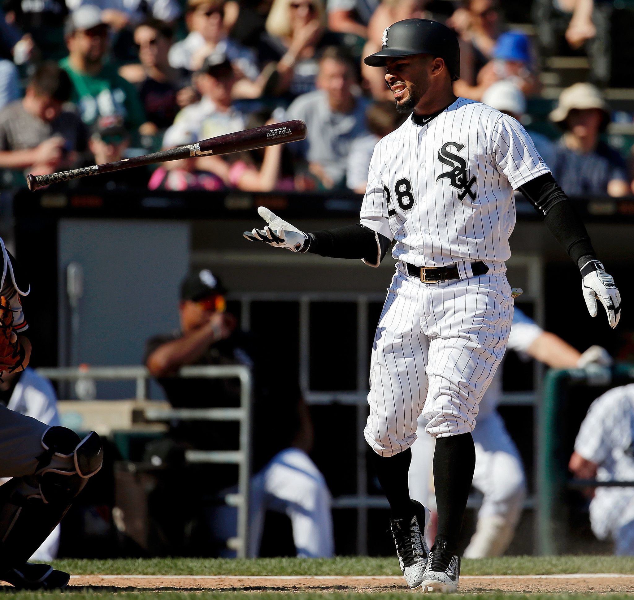 White Sox place center fielder Leury Garcia on 10-day disabled list