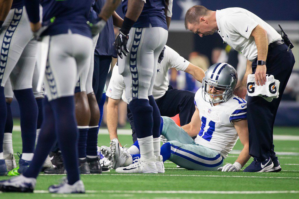 Cowboys WR Cole Beasley endures brutal hit, inspires time