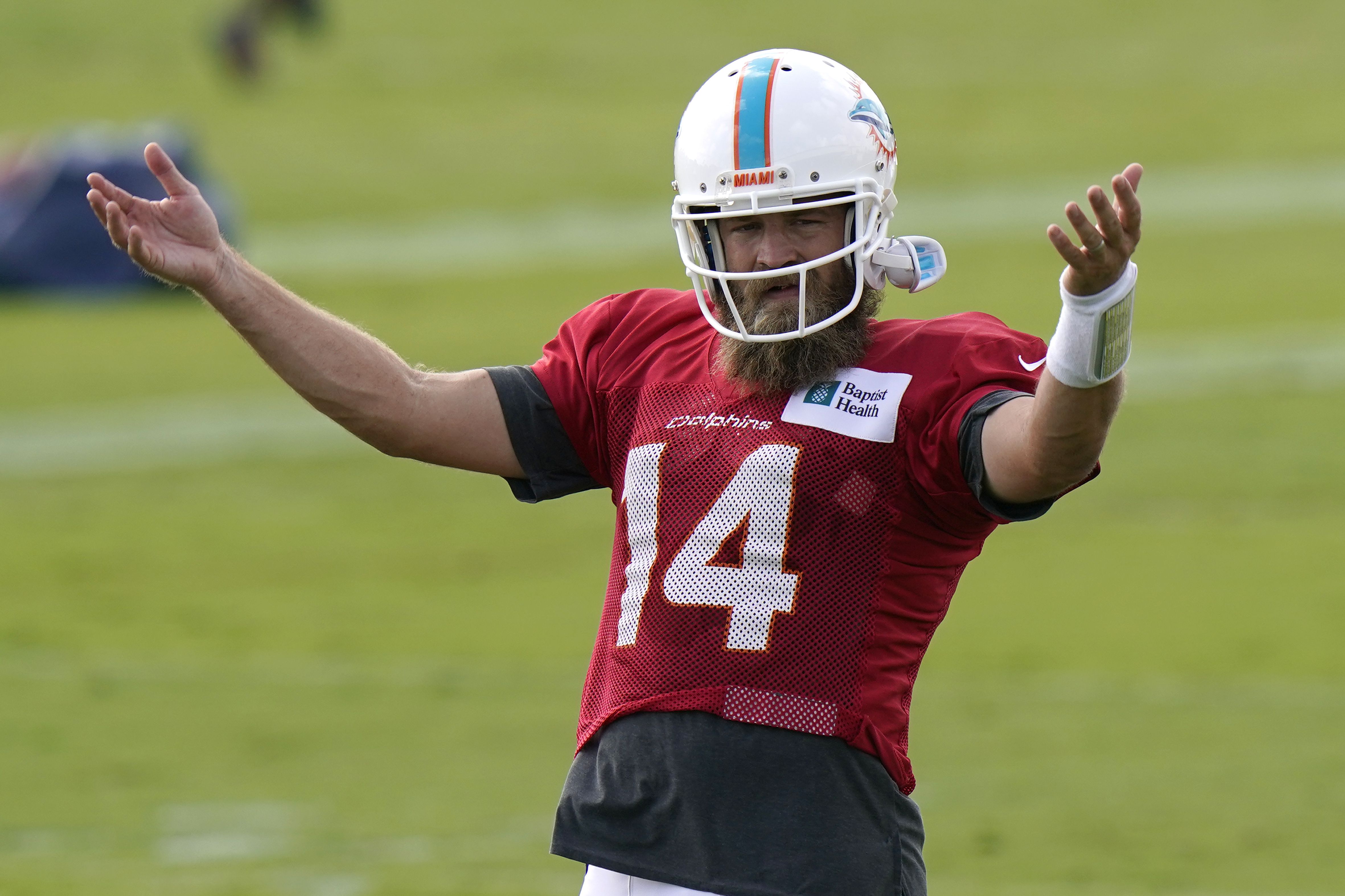 Ryan Fitzpatrick Having Fun, Bringing Energy To Dolphins