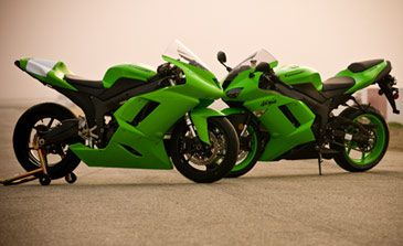 ZX-6R First Review- Stock vs. Race Kit | Cycle World