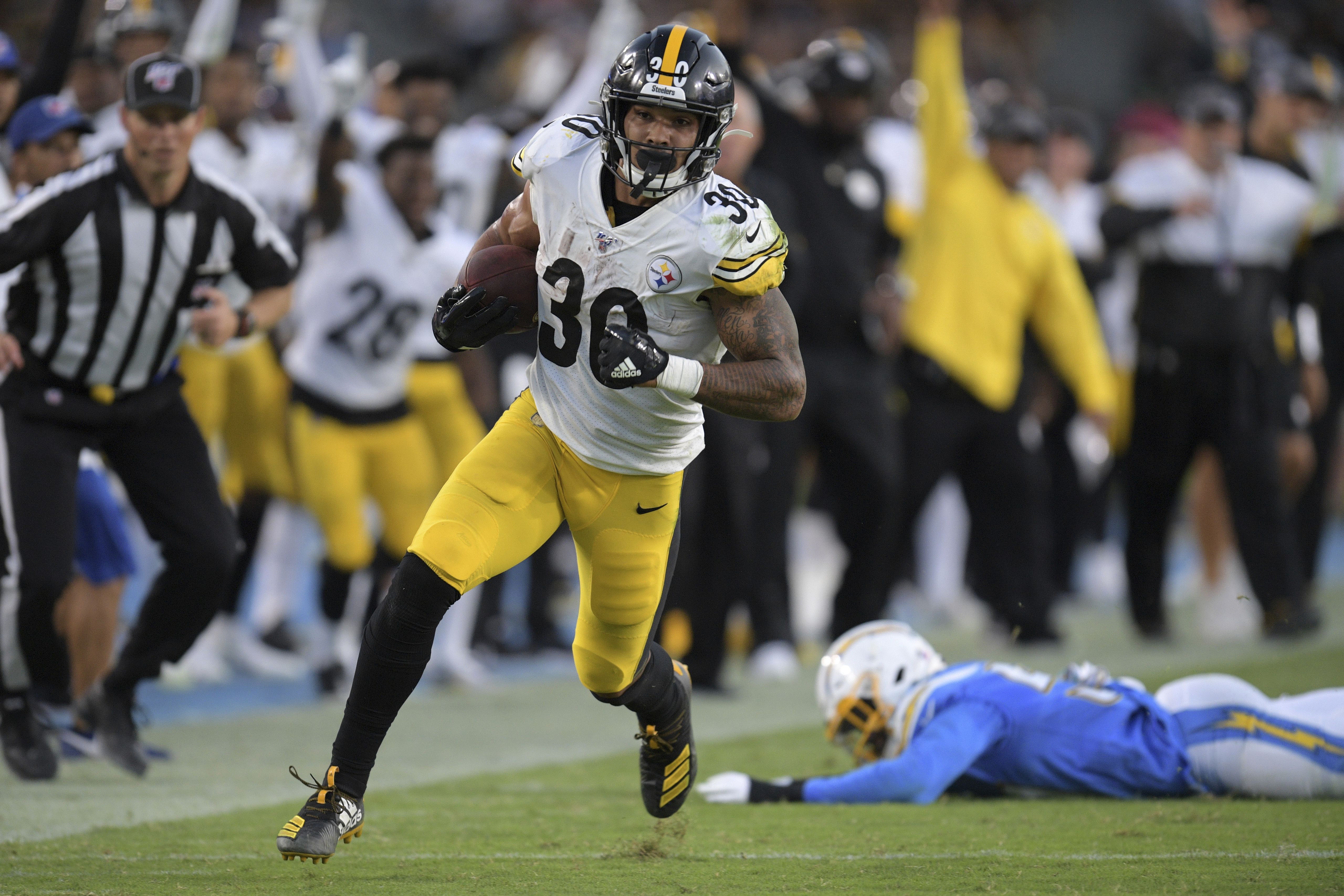 Pittsburgh Steelers tab Devlin Hodges as starter at quarterback