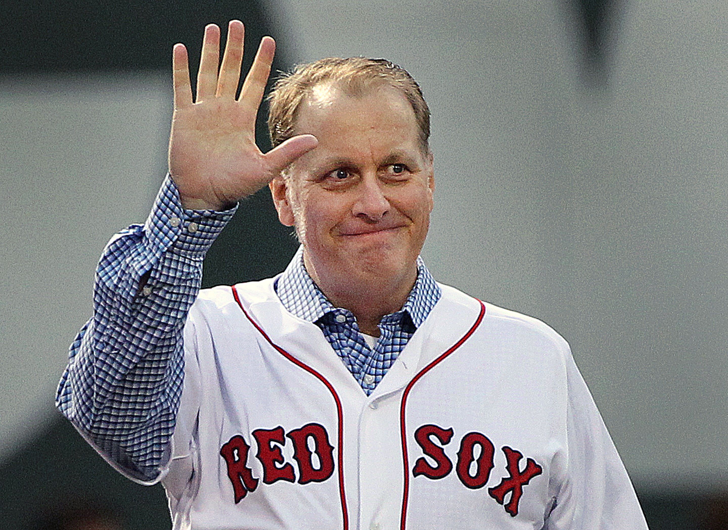 Curt Schilling selling housewares - The Boston Globe