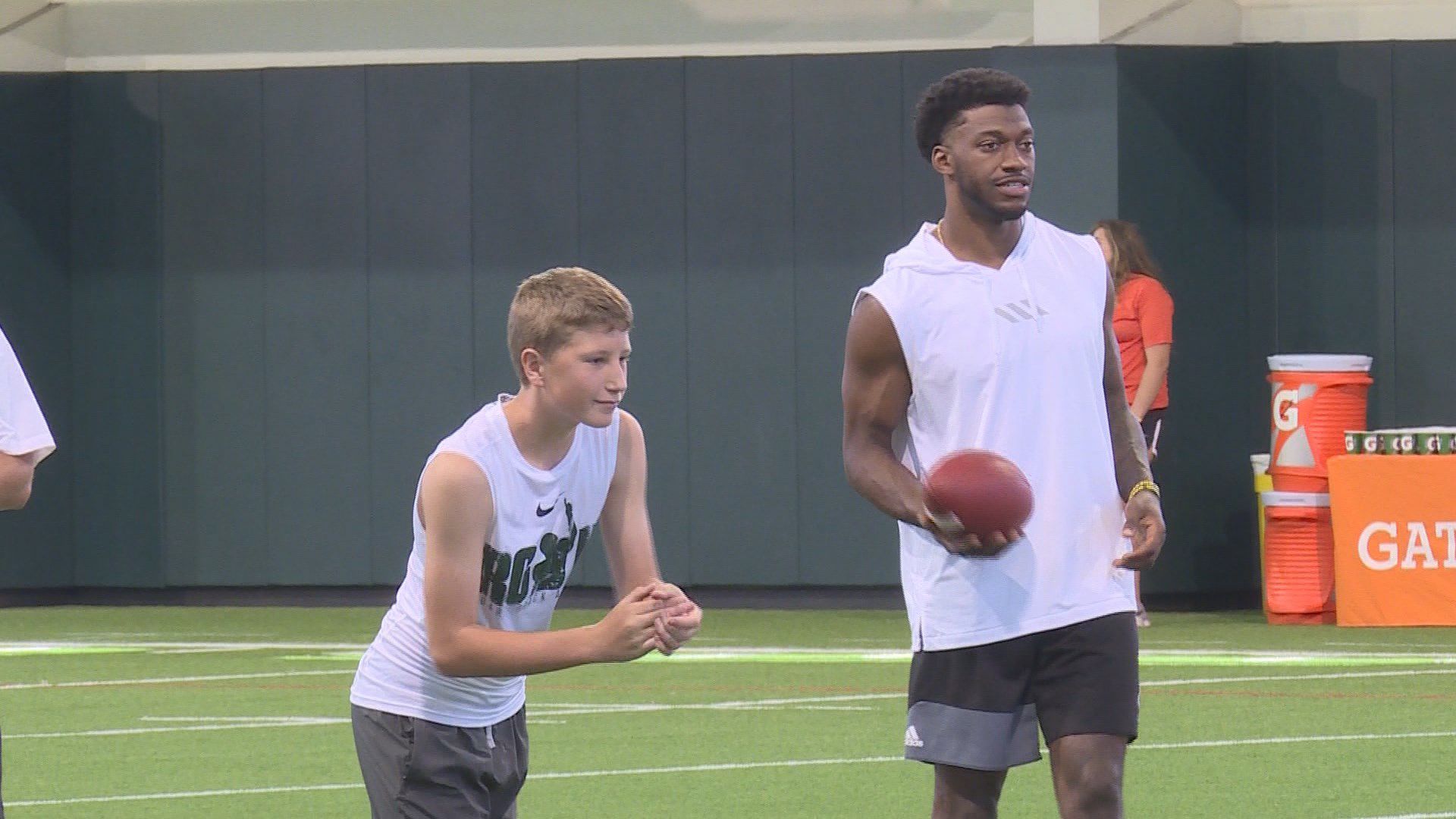 RG3 returns to Baylor for football camp