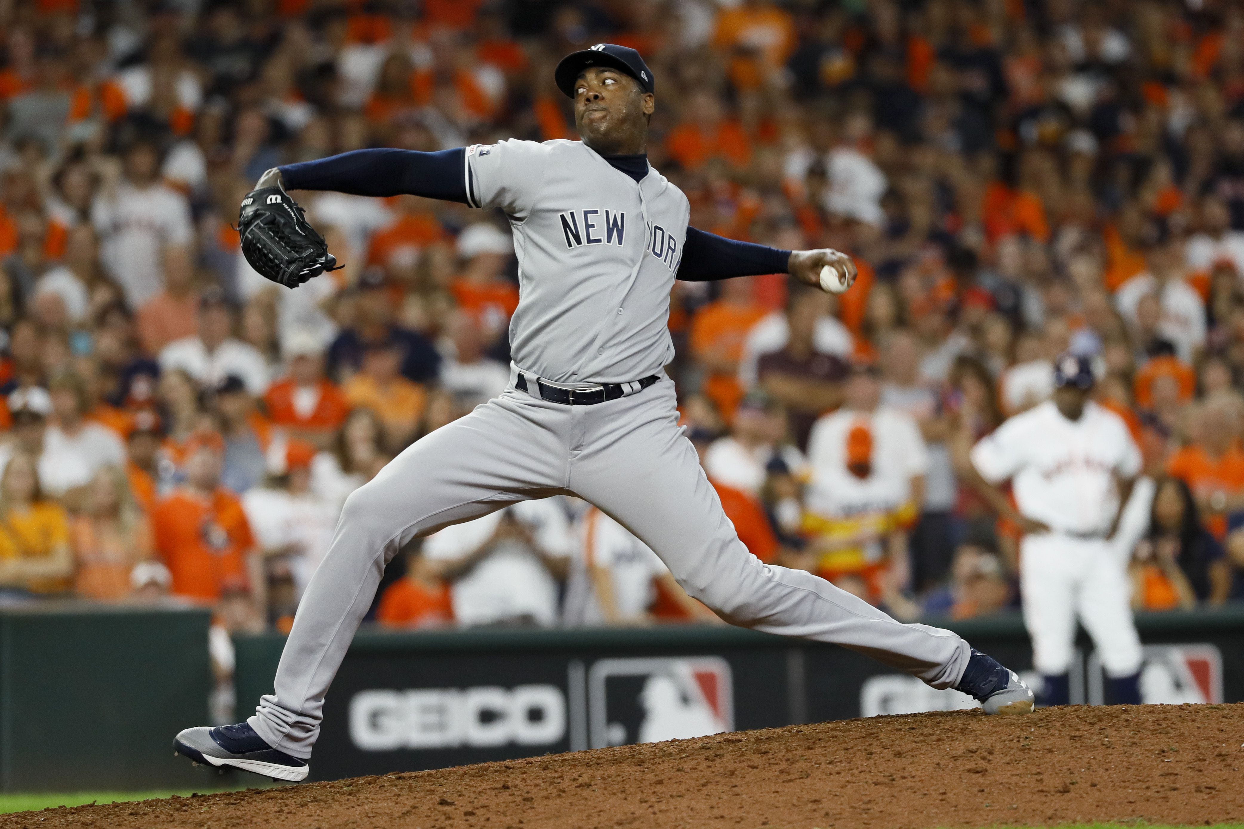 The Reds Have Signed Aroldis Chapman to a 5yr/$30 million deal