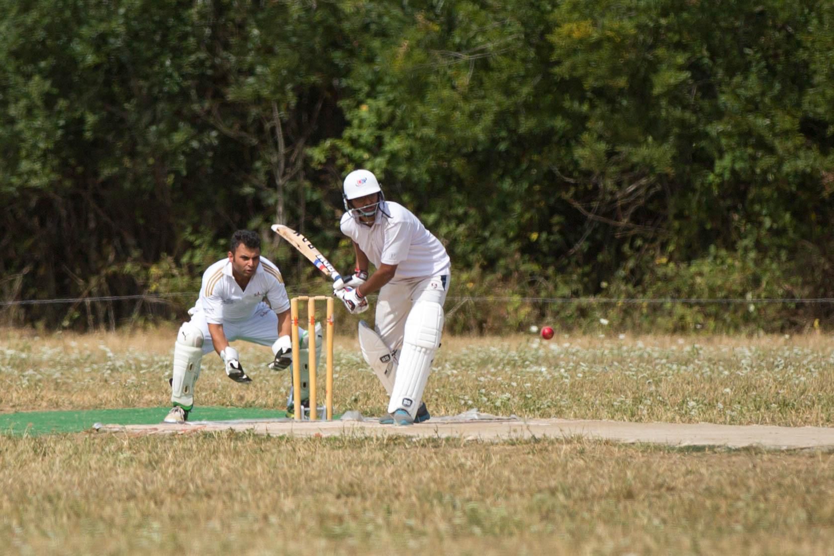 How To Ensure Safety While Playing Cricket? - Wire Farm