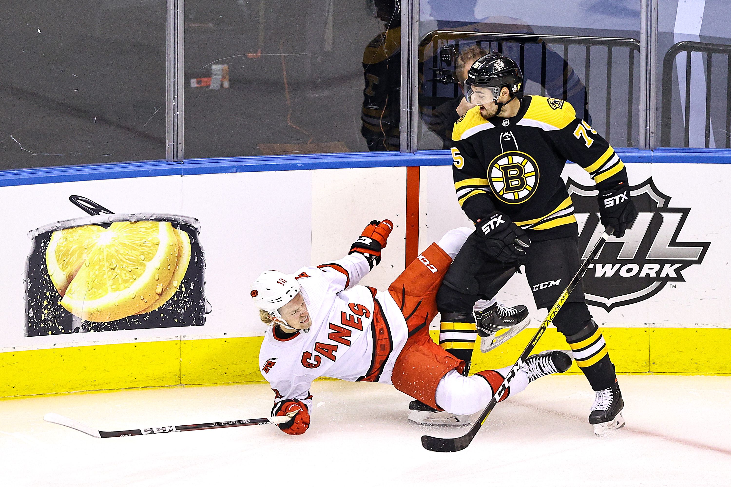 Tuukka Rask leaves bubble, Boston Bruins during playoff run to return to  family, newborn daughter