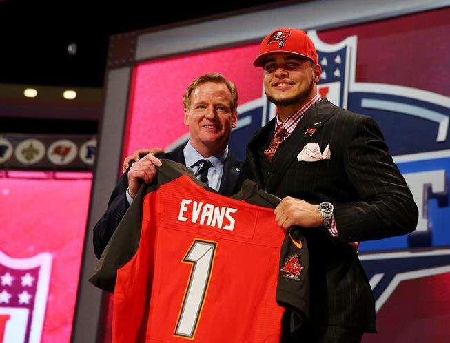 Mike Evans rocks the Manziel Browns jersey at Texas A&M game. - Bucs Report