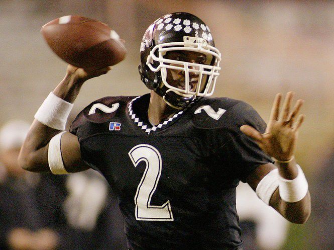 AJ McCarron to wear JaMarcus Russell's old number with Oakland