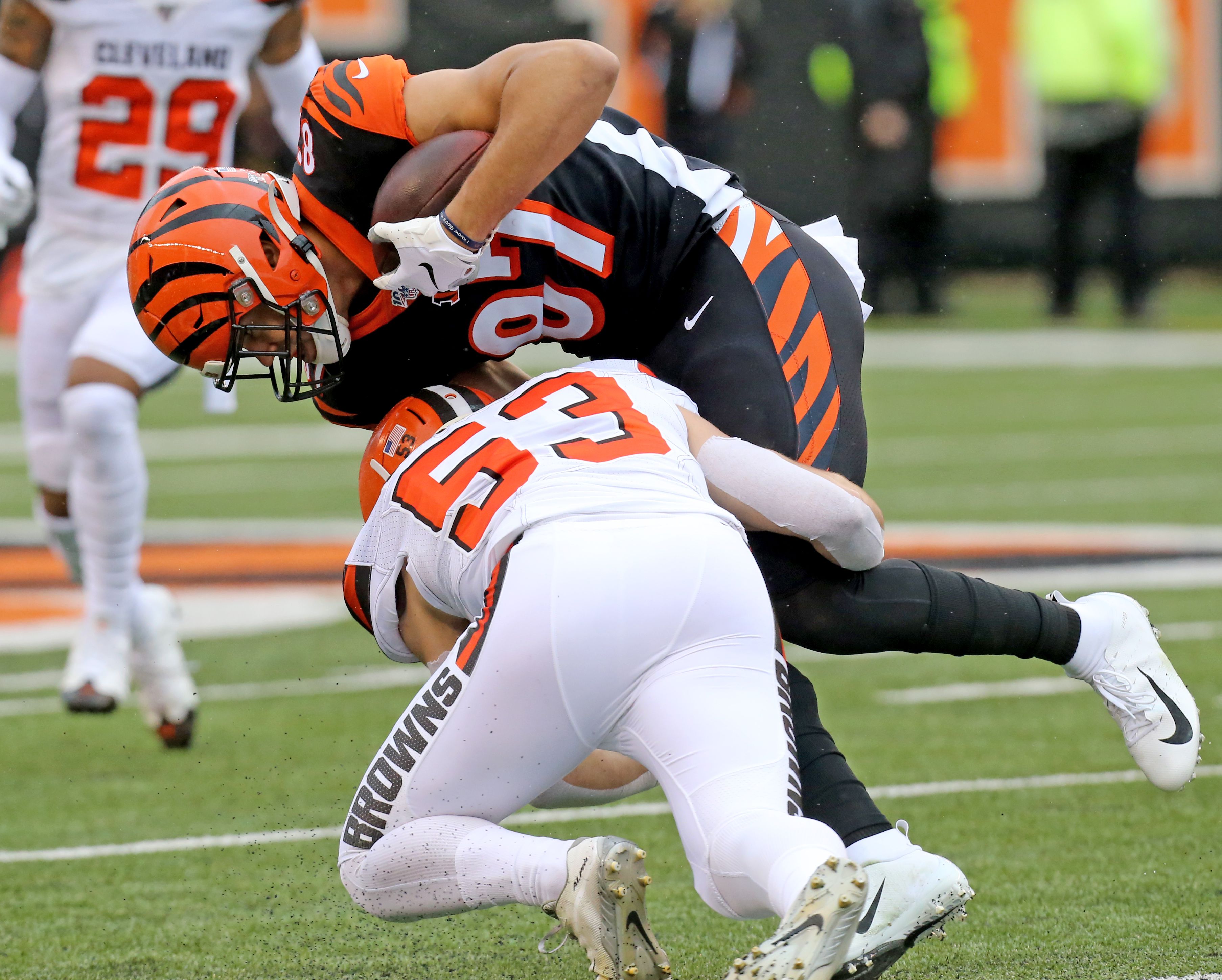 Cleveland Browns Joe Schobert Agrees to 5-Year Deal, Headed To