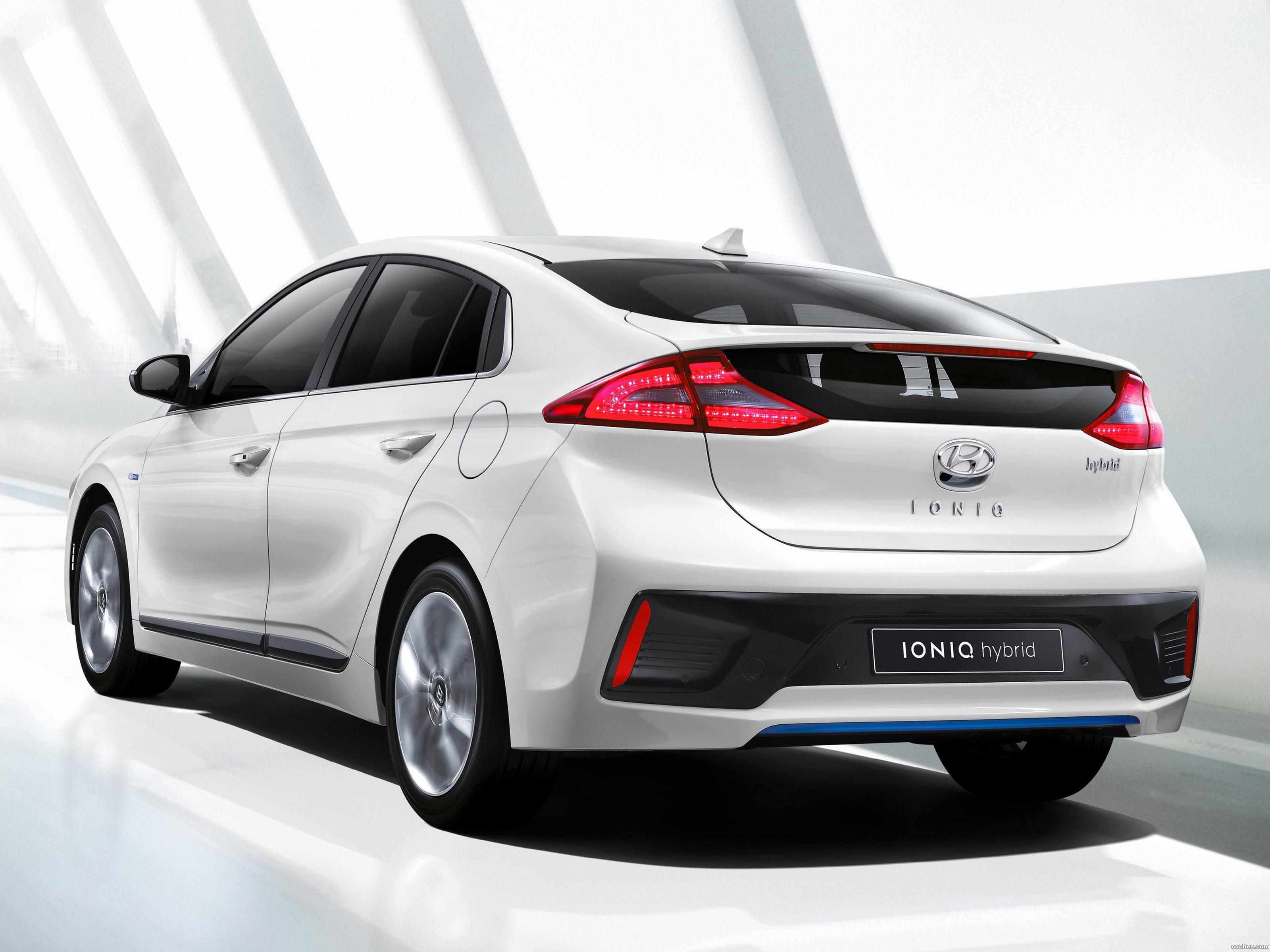 hyundai_ioniq-hybrid-2016_r4.jpg