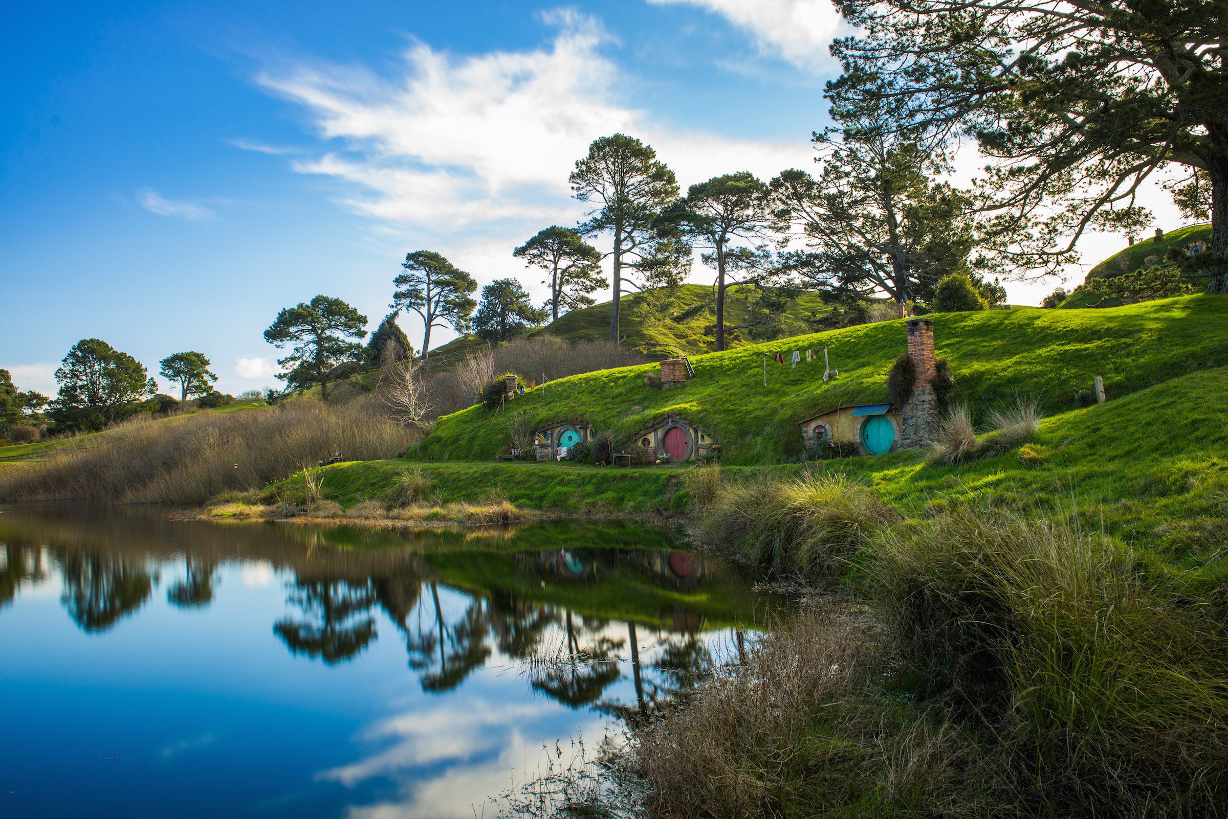 Hobbiton-Movie-Set-21-.jpg